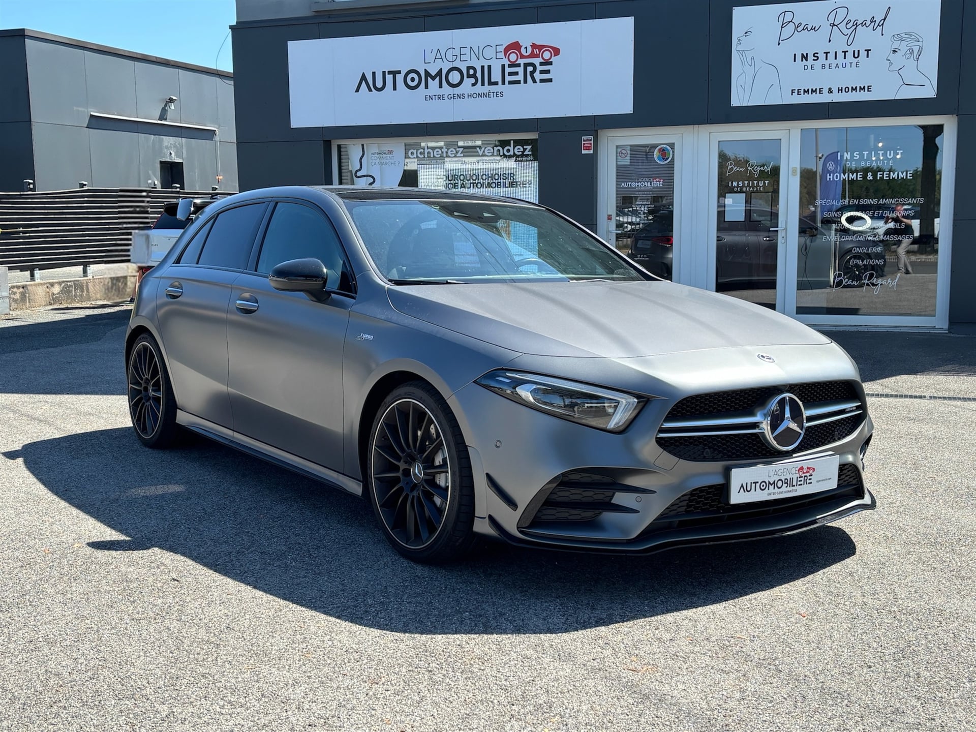 Mercedes-Benz Classe A 35 AMG 306 ch 4MATIC 7G-DCT - PACK AERO -TOIT OUVRANT - HIFI BURMESTER