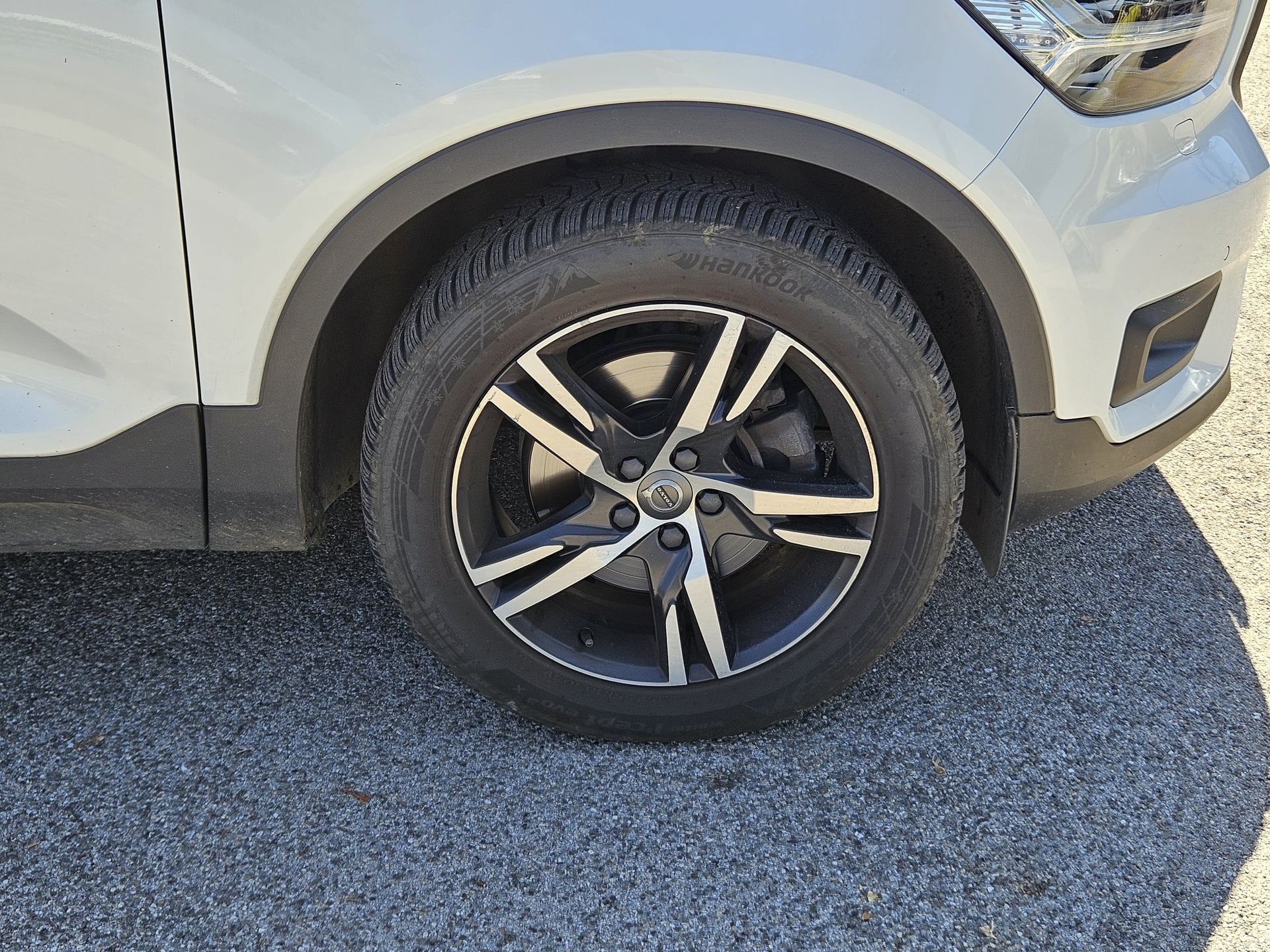 Volvo XC40 D4 2.0 TDI 190 16V AWD Geartronic 8 R-Design — 40