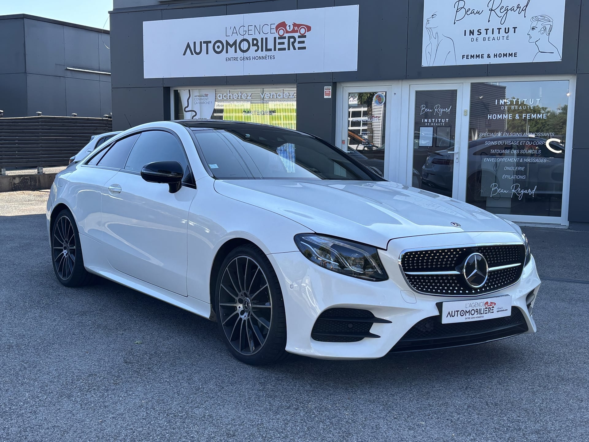 Mercedes-Benz Classe E Coupe 220 d 194 ch AMG LINE 9G-TRONIC - TOIT OUVRANT - HIFI BURMESTER