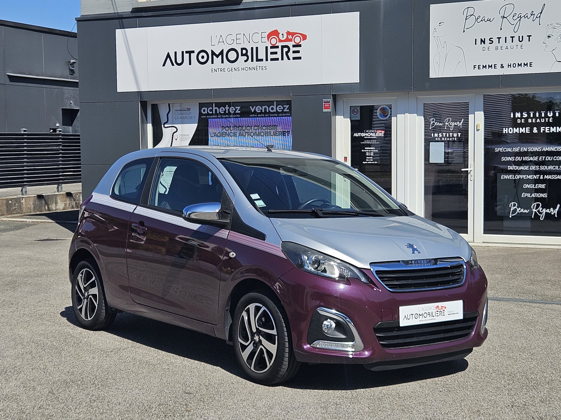Peugeot 108 1.2 VTI 82 CV ALLURE ( Bluetooth - Caméra - Mirror Link )