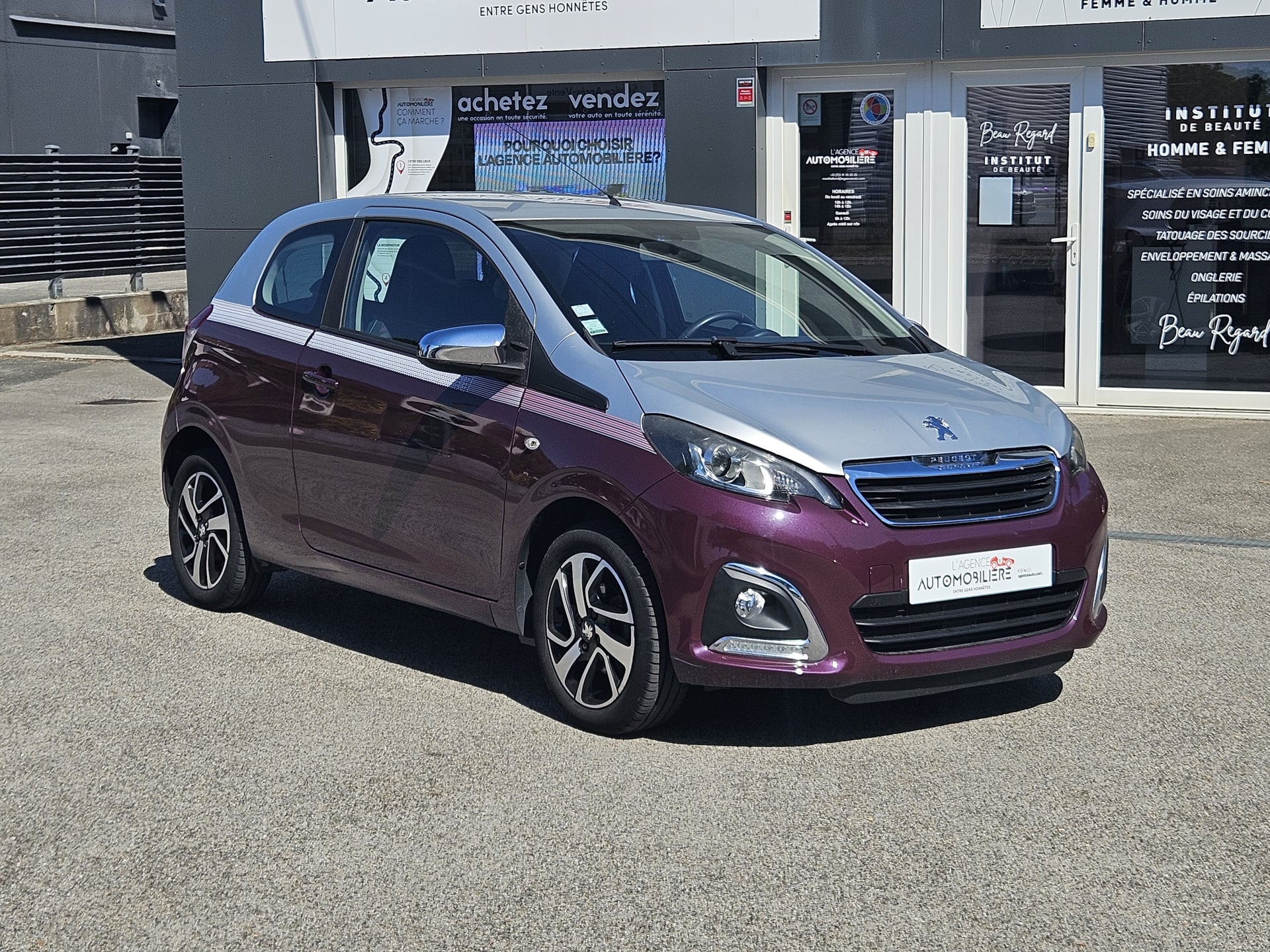 Peugeot 108 1.2 VTI 82 CV ALLURE ( Bluetooth - Caméra - Mirror Link ) — 2