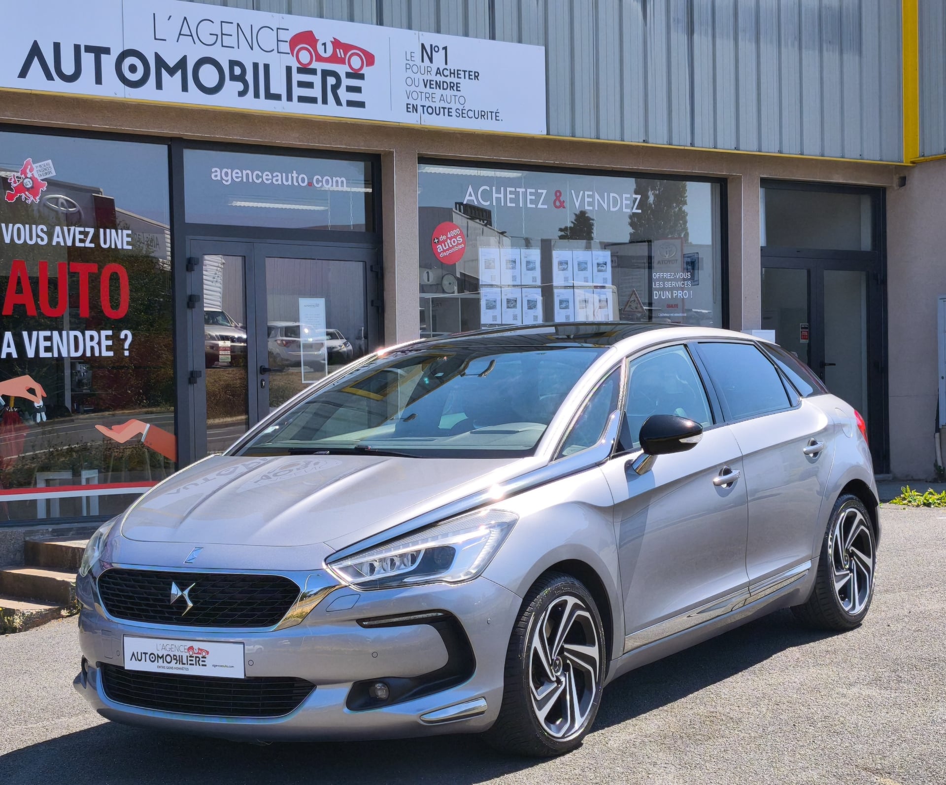 DS DS 5 2.0 blue hdi 180 ch SPORT CHIC