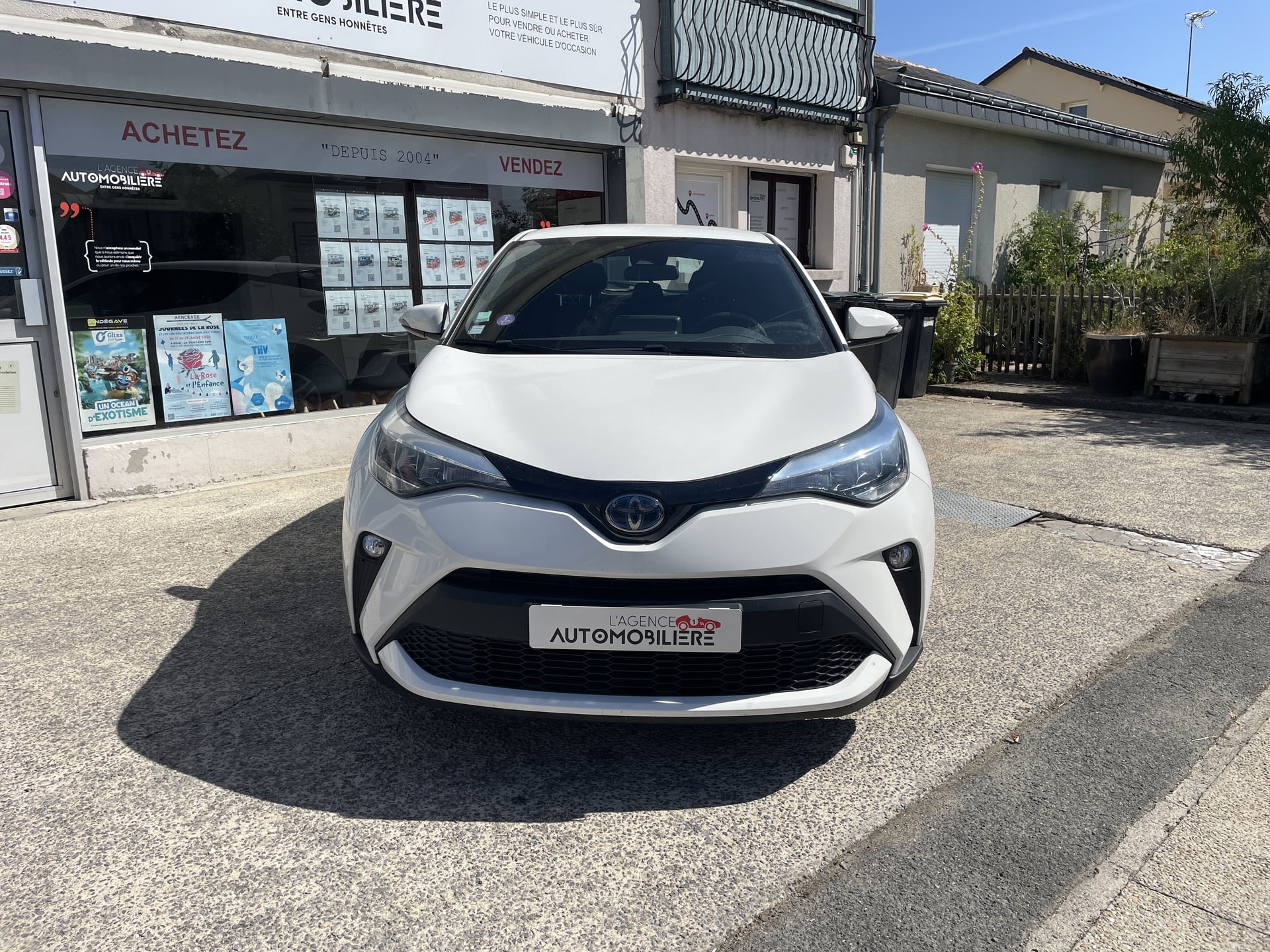 Toyota C-HR 1.8 VVT-i 122cv Hybrid Boîte auto Dynamic - Suivi TOYOTA — 2