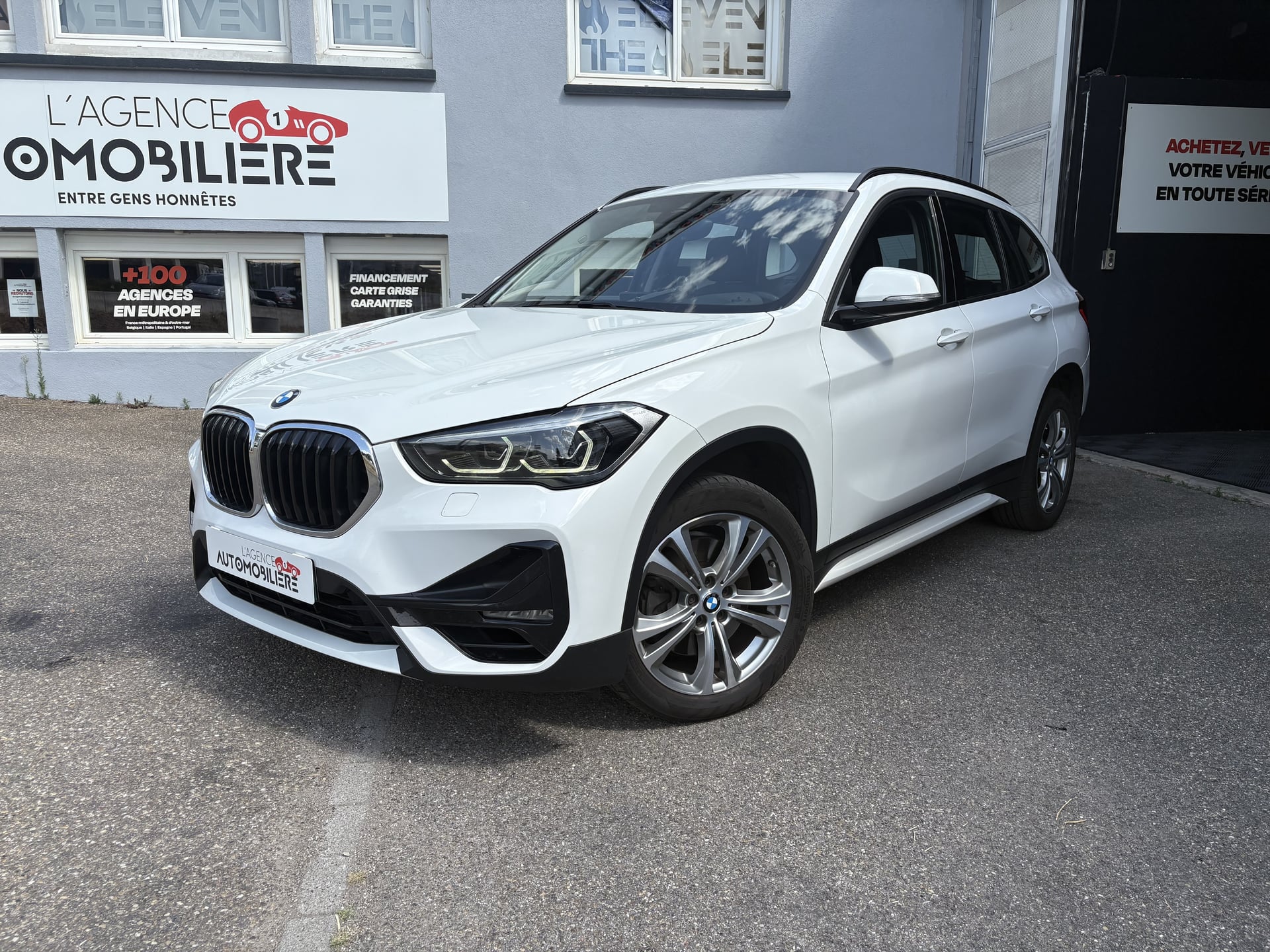 BMW X1 sDrive 20 iA 192 ch Sport DKG7 Affichage tête haute - Sièges chauffants - Attelage