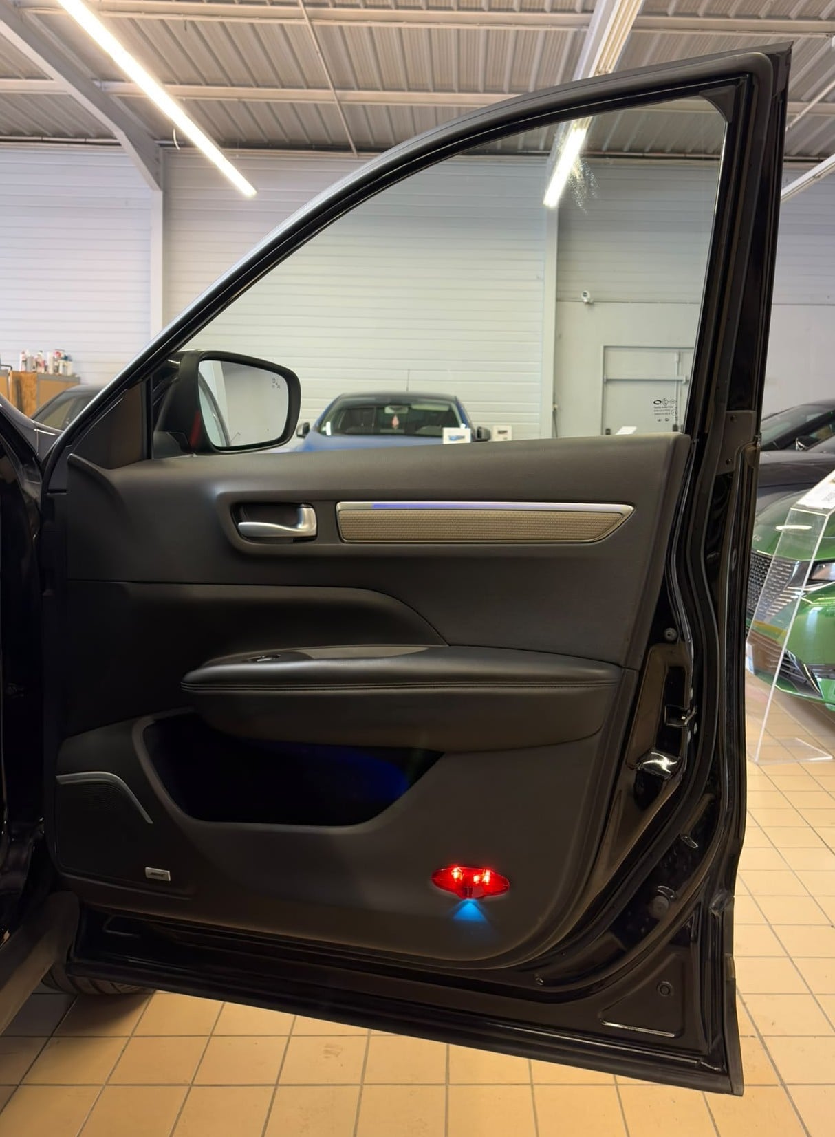 Renault Koleos 2.0 dCi 175ch energy Initiale Paris 4x4 X-Tronic — 27