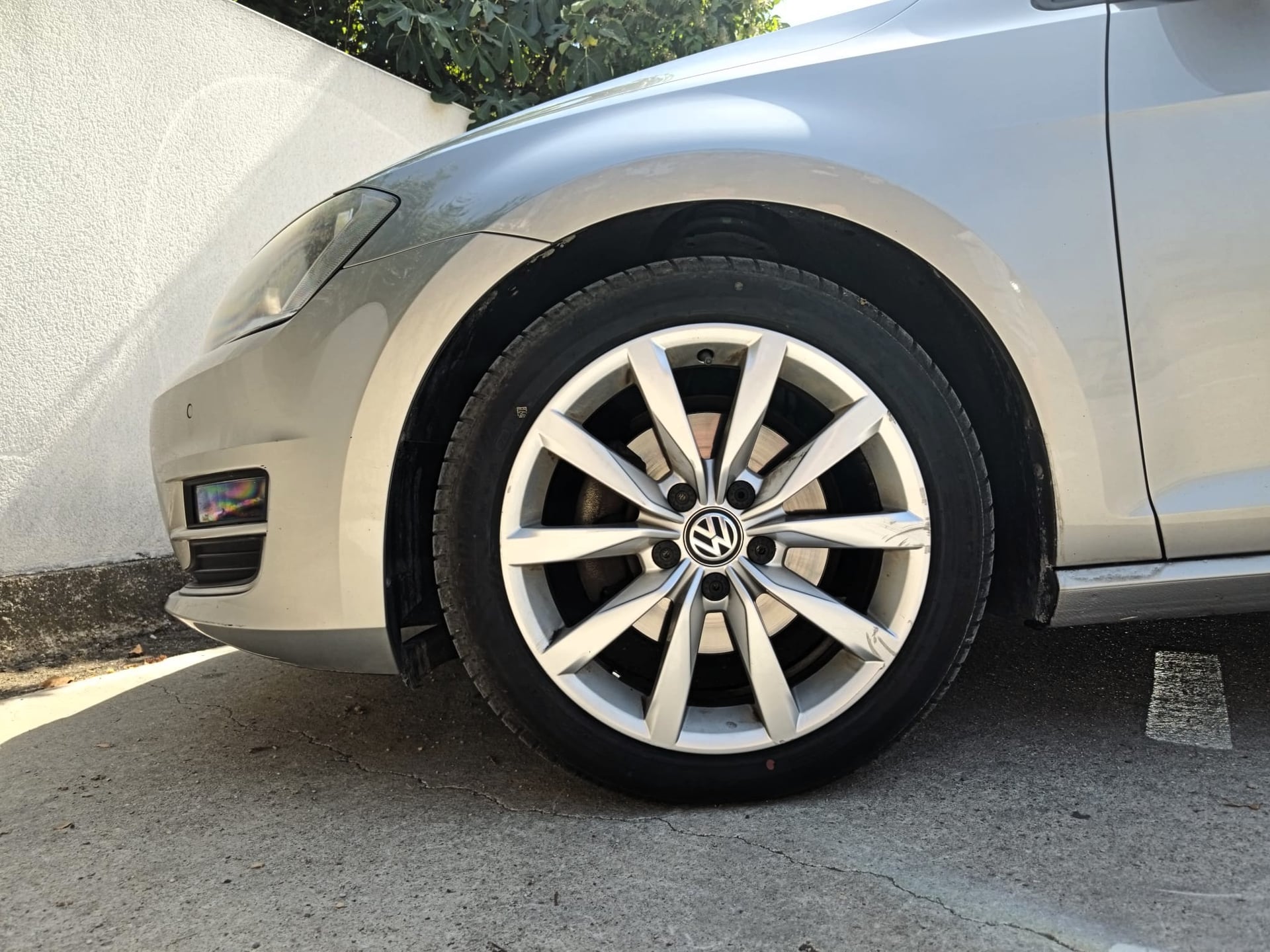 Volkswagen Golf BREAK 1.2 TSI 105 BLUEMOTION CARAT DSG BVA — 26