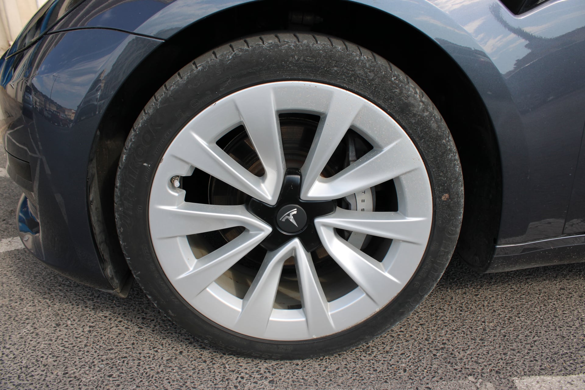 Tesla Model 3 283 STANDARD RANGE RWD PREMIUM ( Sièges chauffants, Toit panoramique ... ) — 24