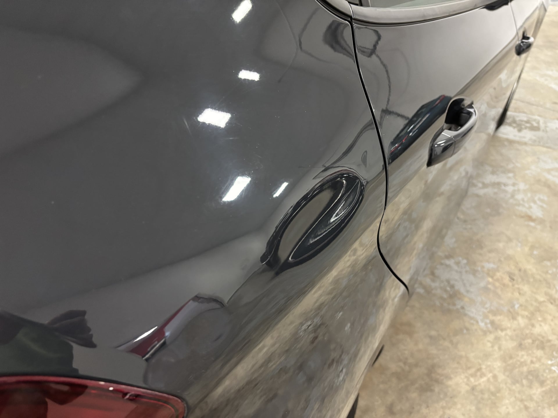 Peugeot 208 208 (2) 1.2 PURETECH 68 LIKE 5P + ATTELAGE — 32