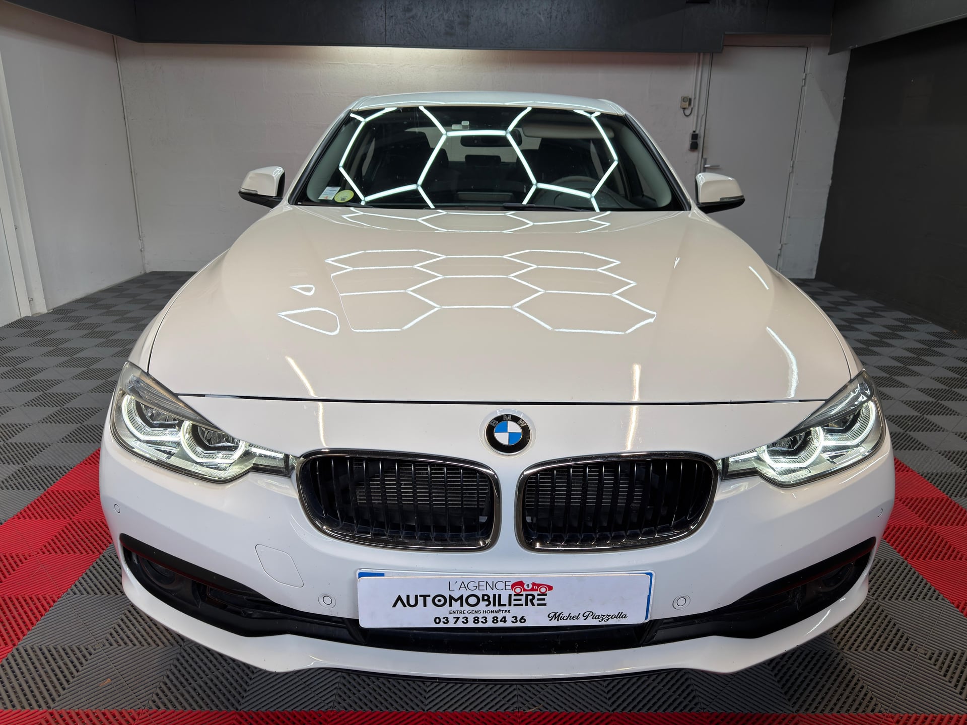 BMW Série 3 318DA F30 LCI 150 ch BUISNESS DESIGN — 2
