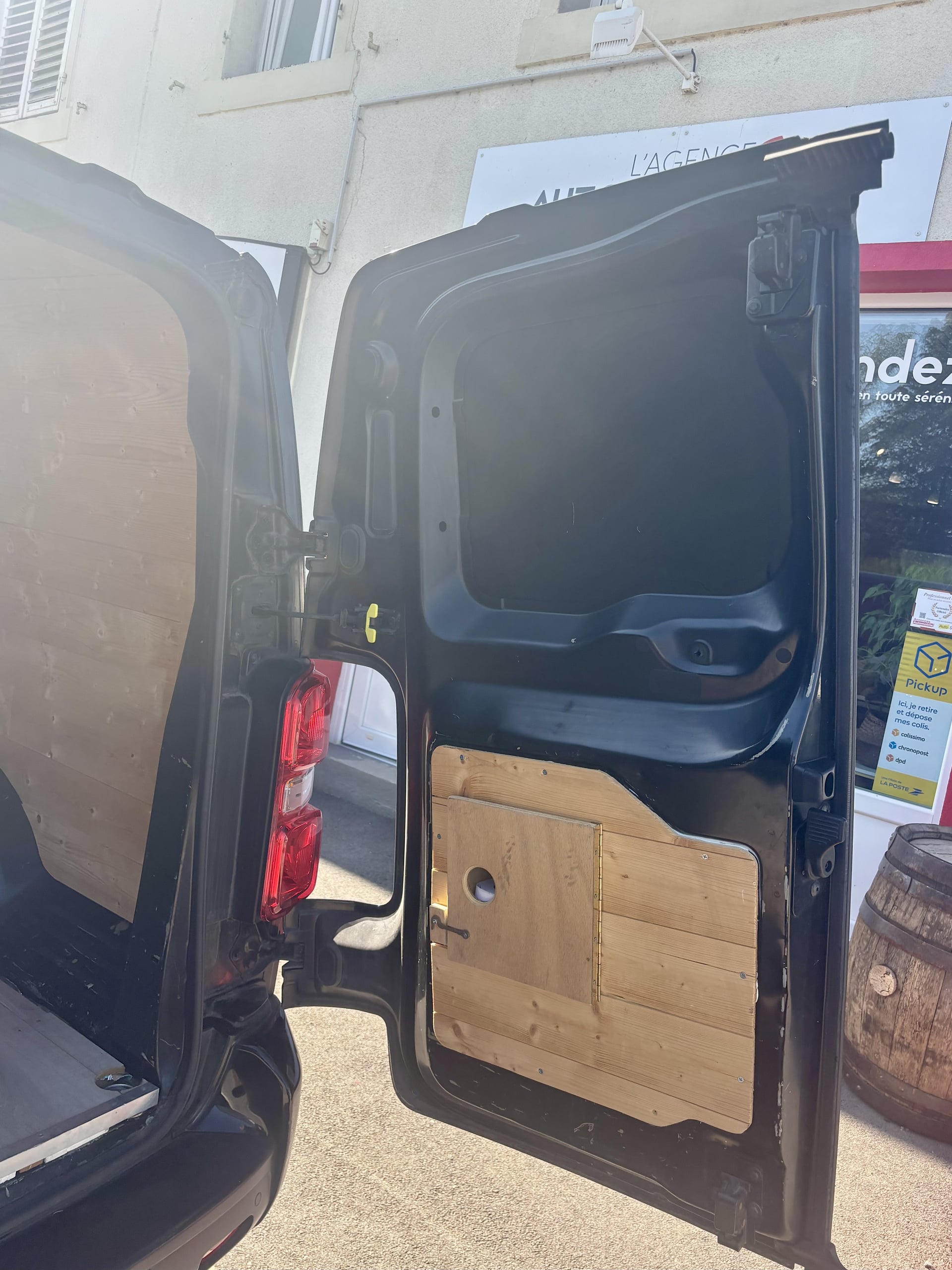 Citroen Jumpy XL 2.0 BlueHDi Fourgon double cabine 6 places 150 ch BUSINESS — 32