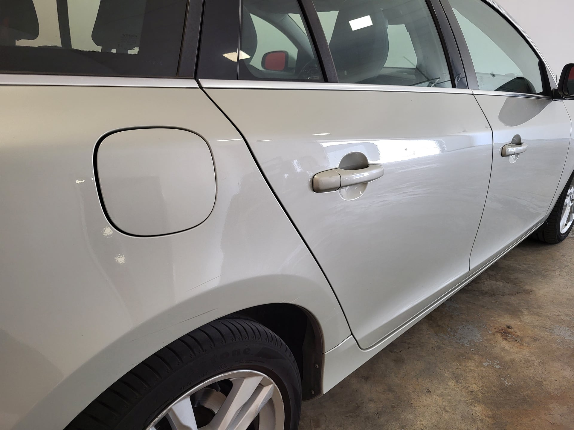 Volvo V60 VOLVO V60 D4 2.0 163 BVA MOMENTUM + TOIT OUVRANT — 38