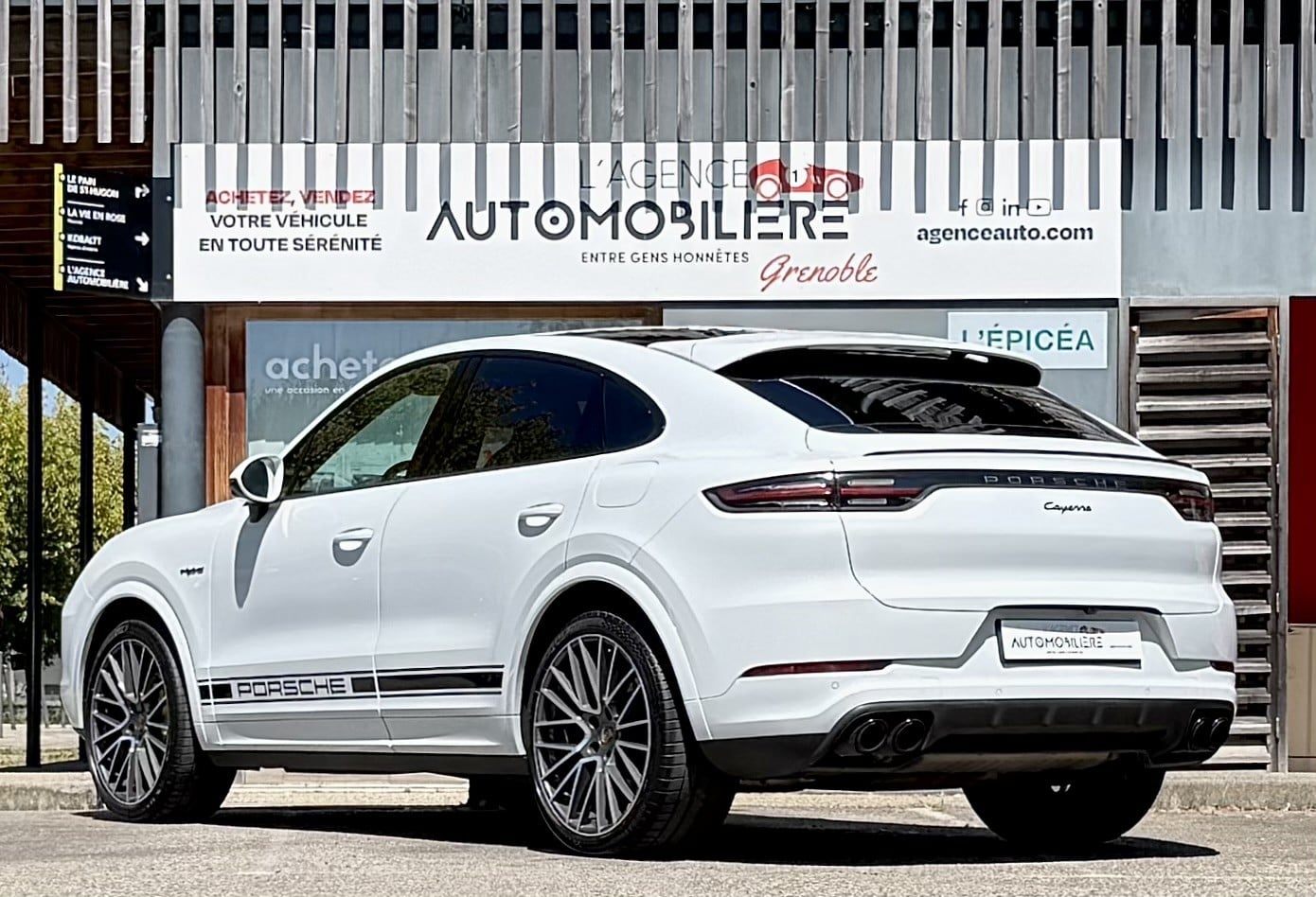Porsche Cayenne Coupé E-Hybrid 3.0 V6 462ch Platinium Edition - Origine France & Suivi Porsche — 2