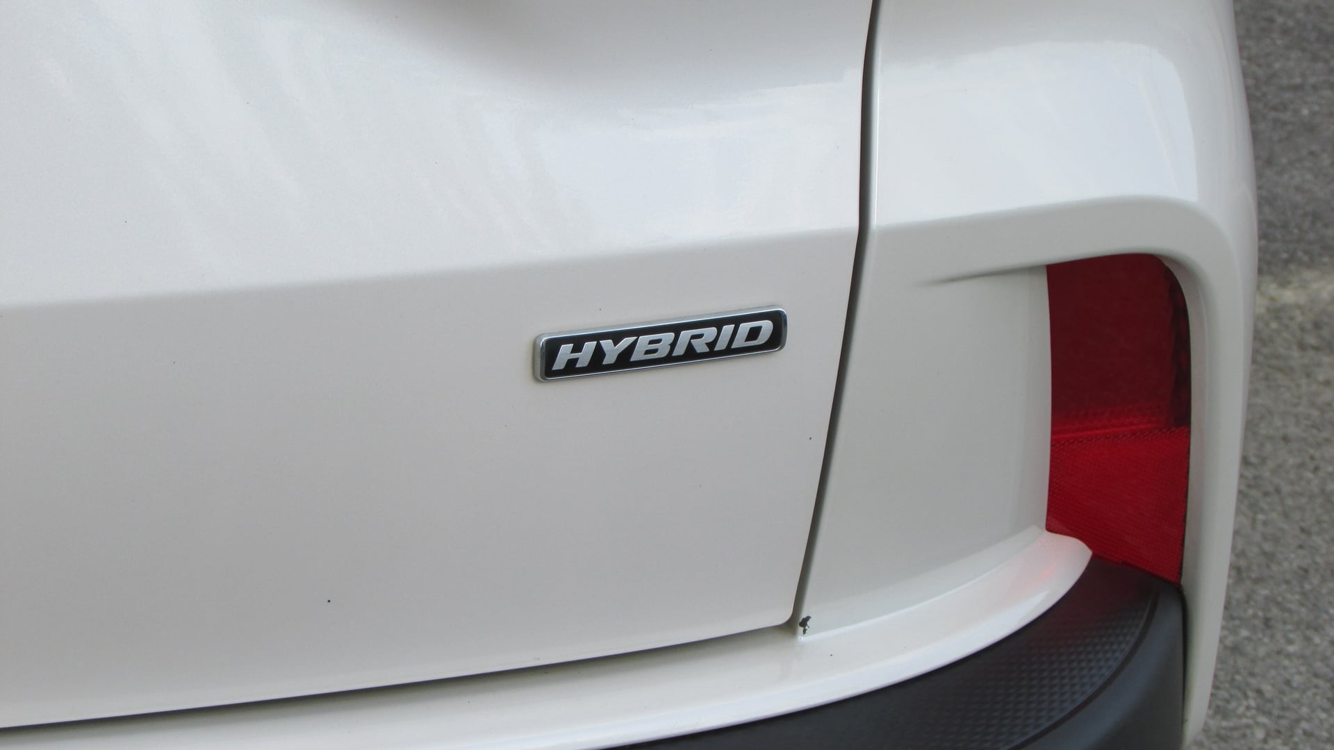Ford Kuga 2,5L DURATEC FHEV 190CH TITANIUM — 27
