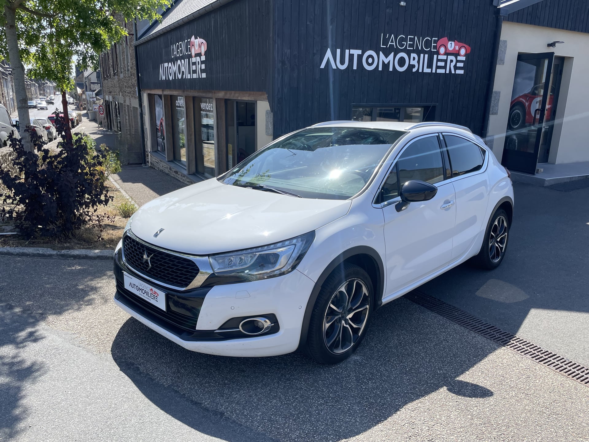 Citroen DS4 Crossback 1.6 BLUEHDI 120 CH EAT6 SPORT CHIC