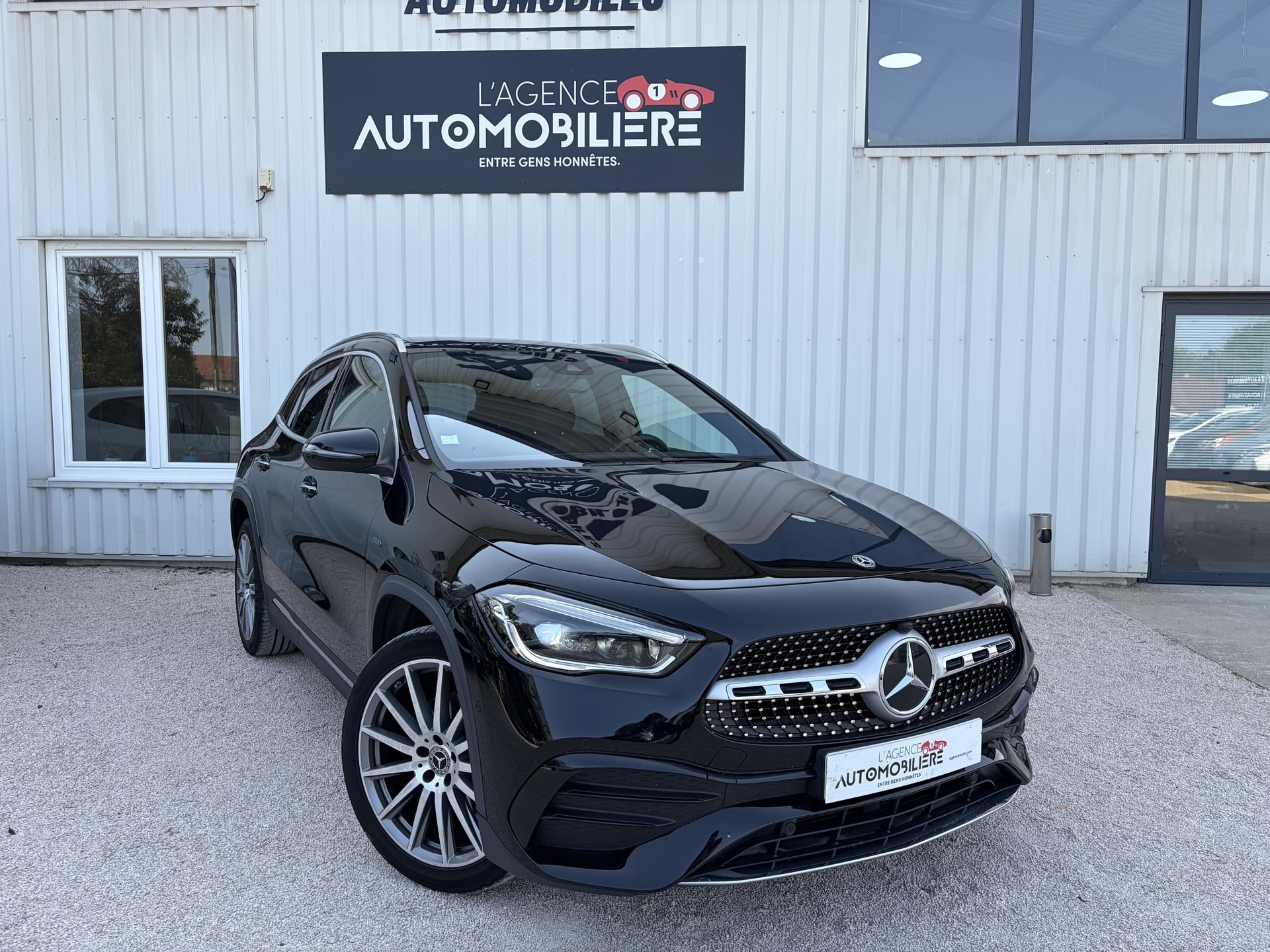 Mercedes-Benz Classe GLA 250e 1.3 EQ Power - 218cv AMG LINE