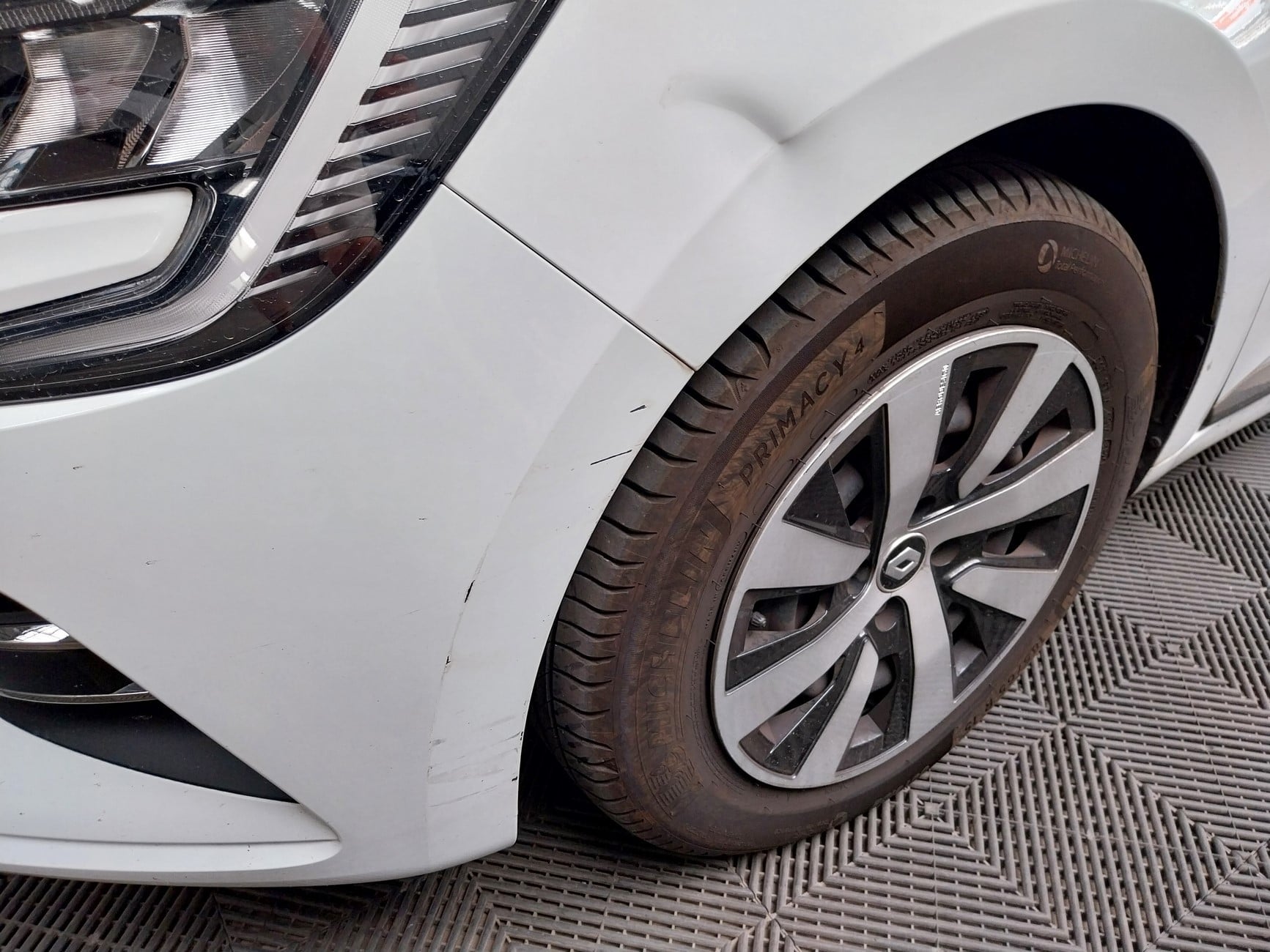 Renault Clio 1.5 BLUEDCI 100 EVOLUTION — 34