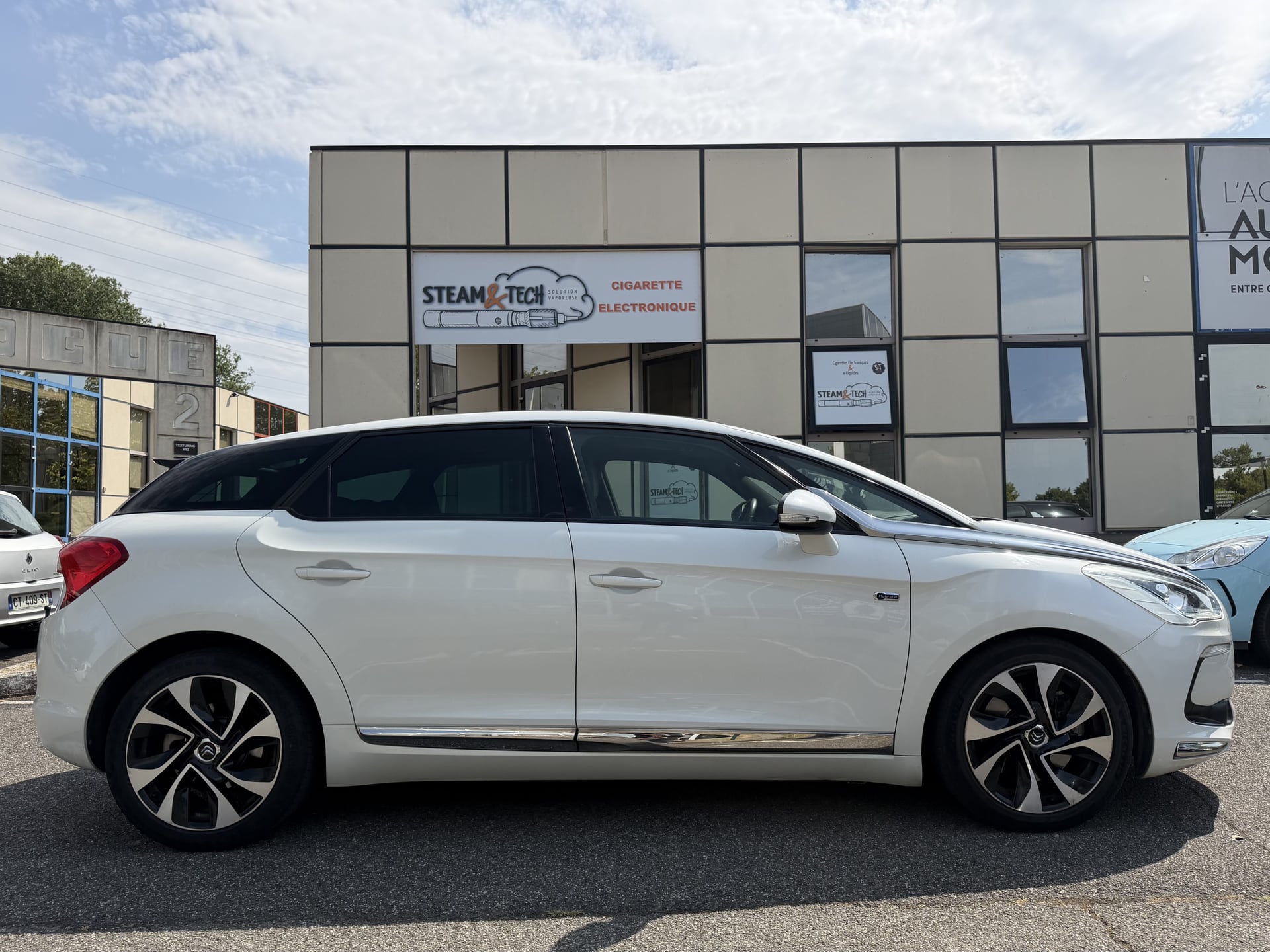 Citroen DS5 2.0 HDI 200H 165CH SPORT CHIC Hybrid 4x4 - Courroie de distribution à jour — 2