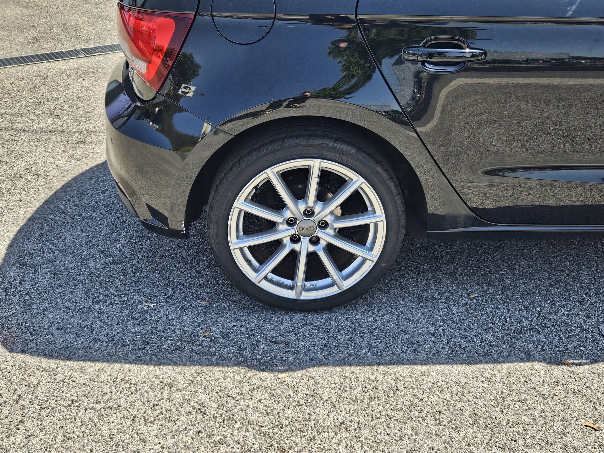 Audi A1 Sportback 1.0 TFSI 95 ULTRA S-LINE ( Phares aux xénons - Bluetooth - Radar Avant Arrière..) — 30