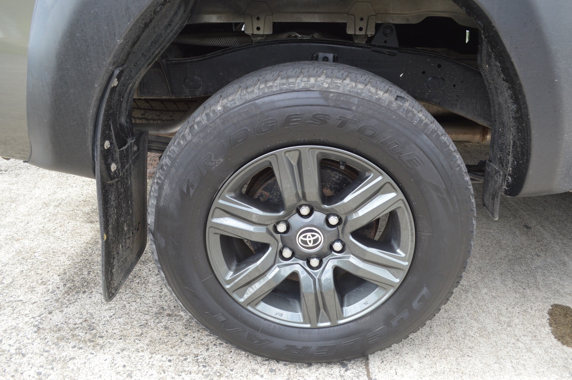 Toyota Hilux 2.4 D-4D 150ch X-Tra High BVA — 14