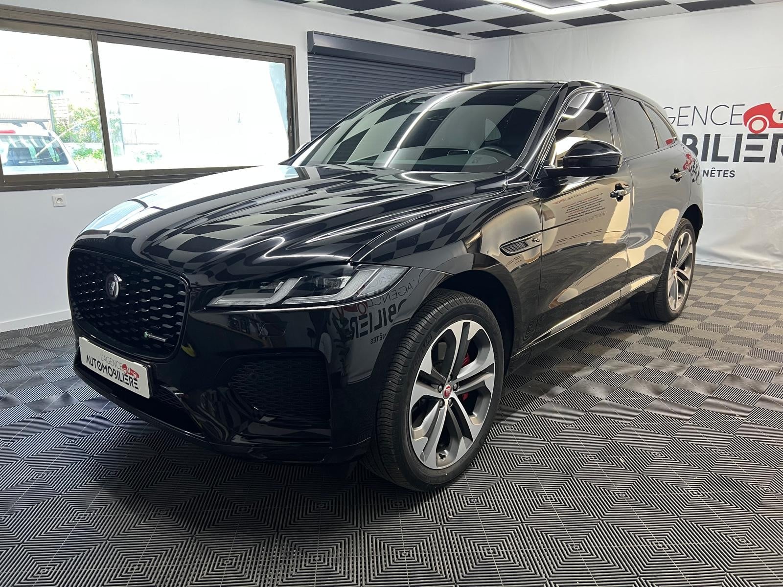 Jaguar F-Pace P400e PHEV AWD BVA8 R-Dynamic Ultimate Black