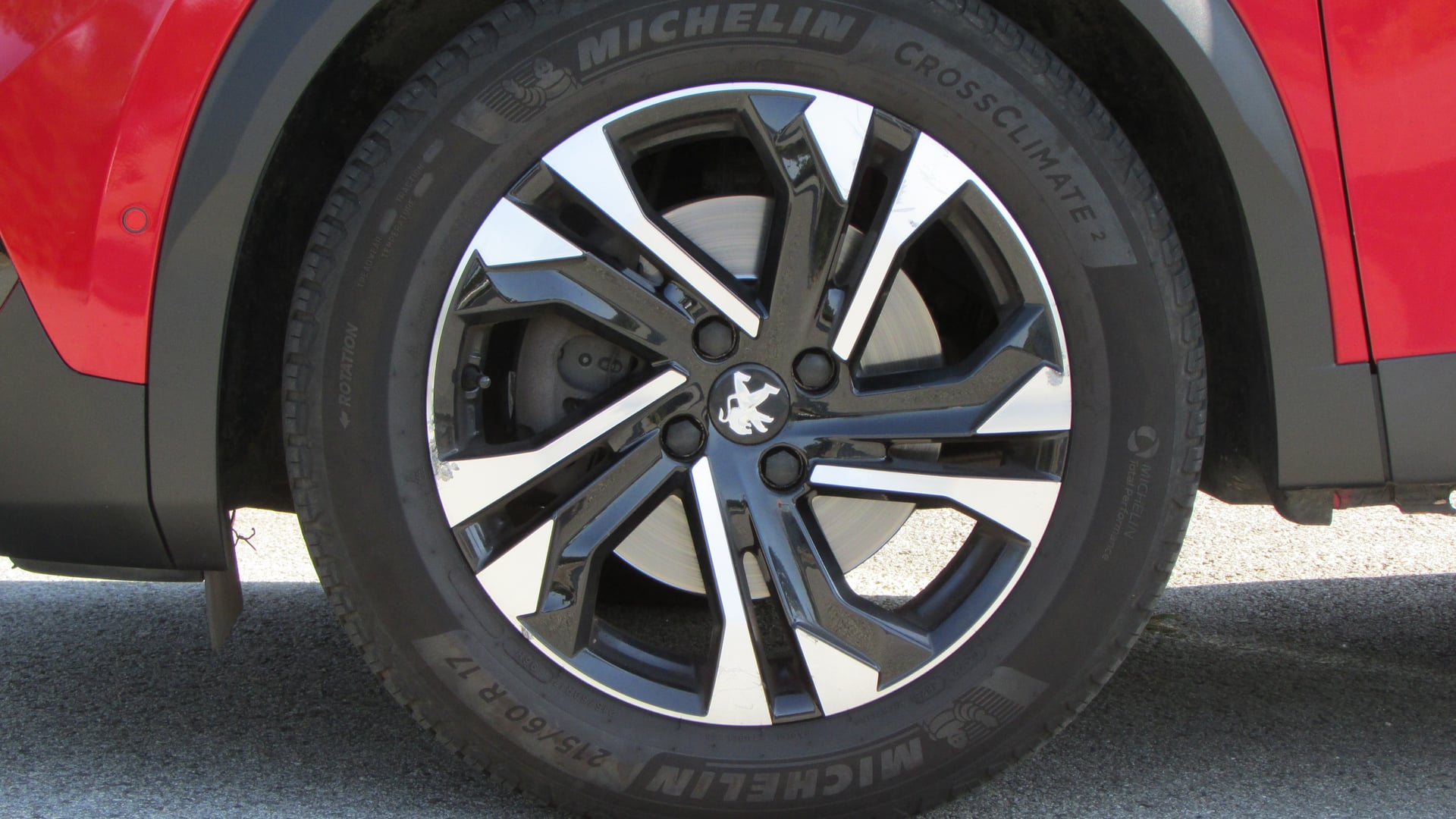 Peugeot 2008 1,5L BLUEHDI 130CH EAT8 GT — 22