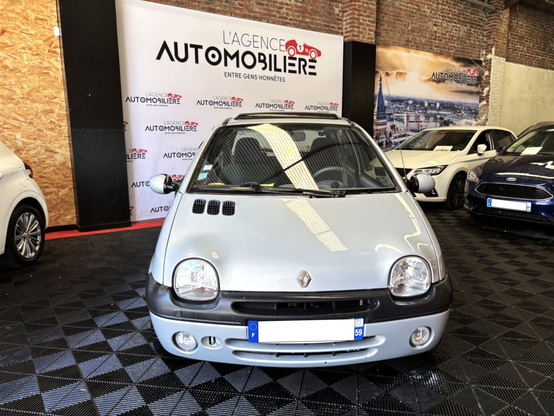 Renault Twingo 1.2 60ch Finition Perrier — 2