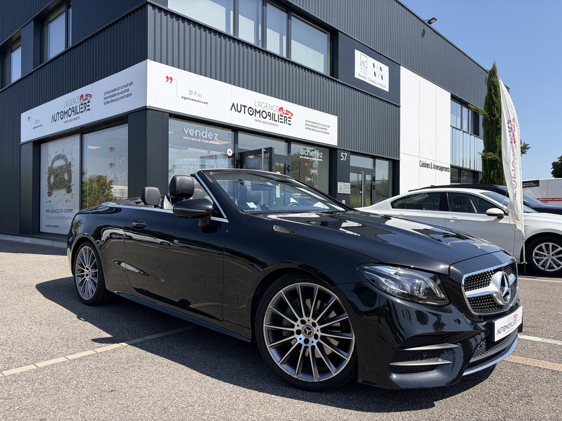 Mercedes-Benz Classe E CABRIOLET 220 D 194 AMG LINE 9G-TRONIC
