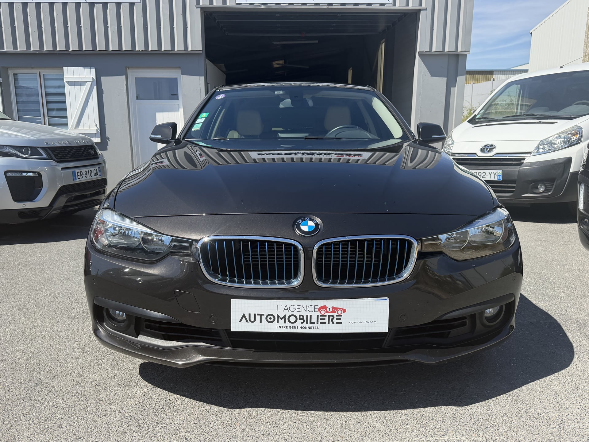 BMW Série 3 Berline 330e 2.0 TPT 16V 252 Hybrid 184 cv garantie 6 mois — 2