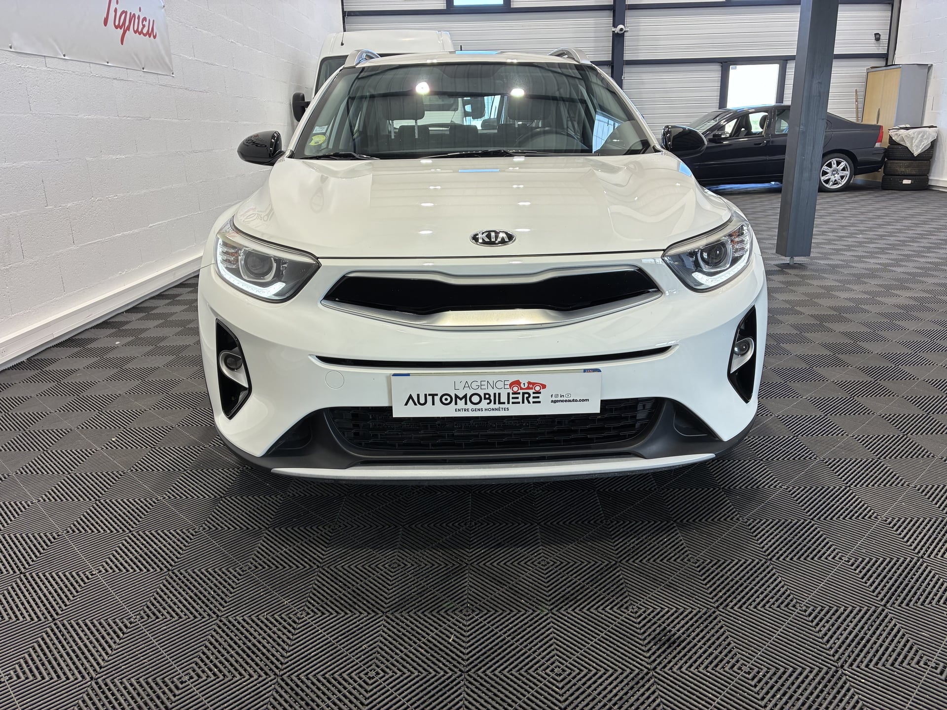 Kia Stonic 1.6 CRDi 115ch Active-Excellent état-Garantie 12 mois. — 2