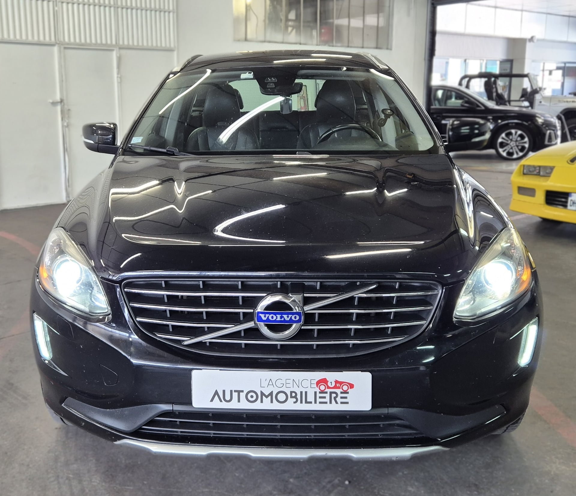 Volvo XC60 DA 215CH summum geartronic A 13cv — 2