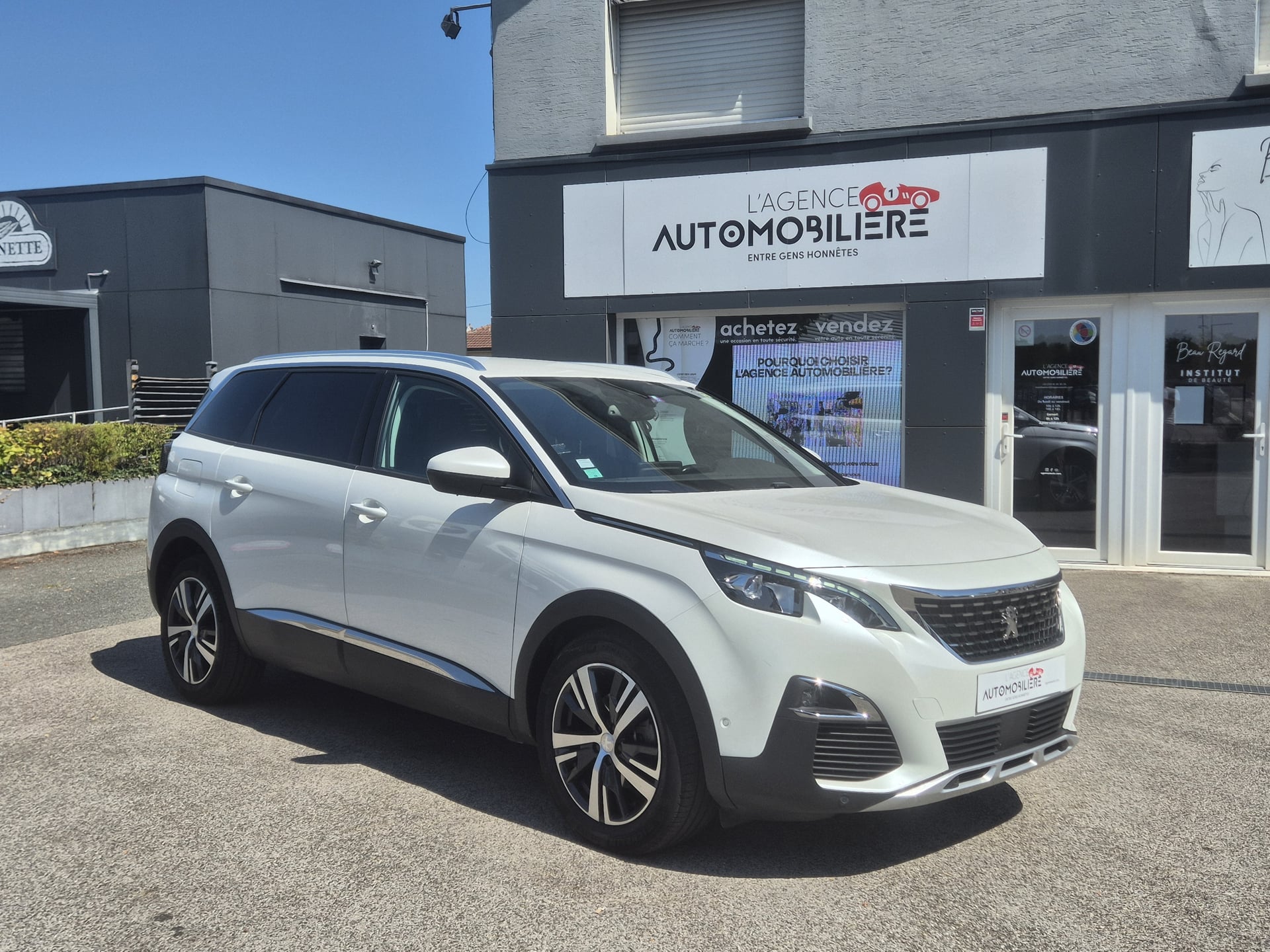 Peugeot 5008 1.6 BlueHDi 120 cv ALLURE EAT6 Boîte auto 7 PLACES