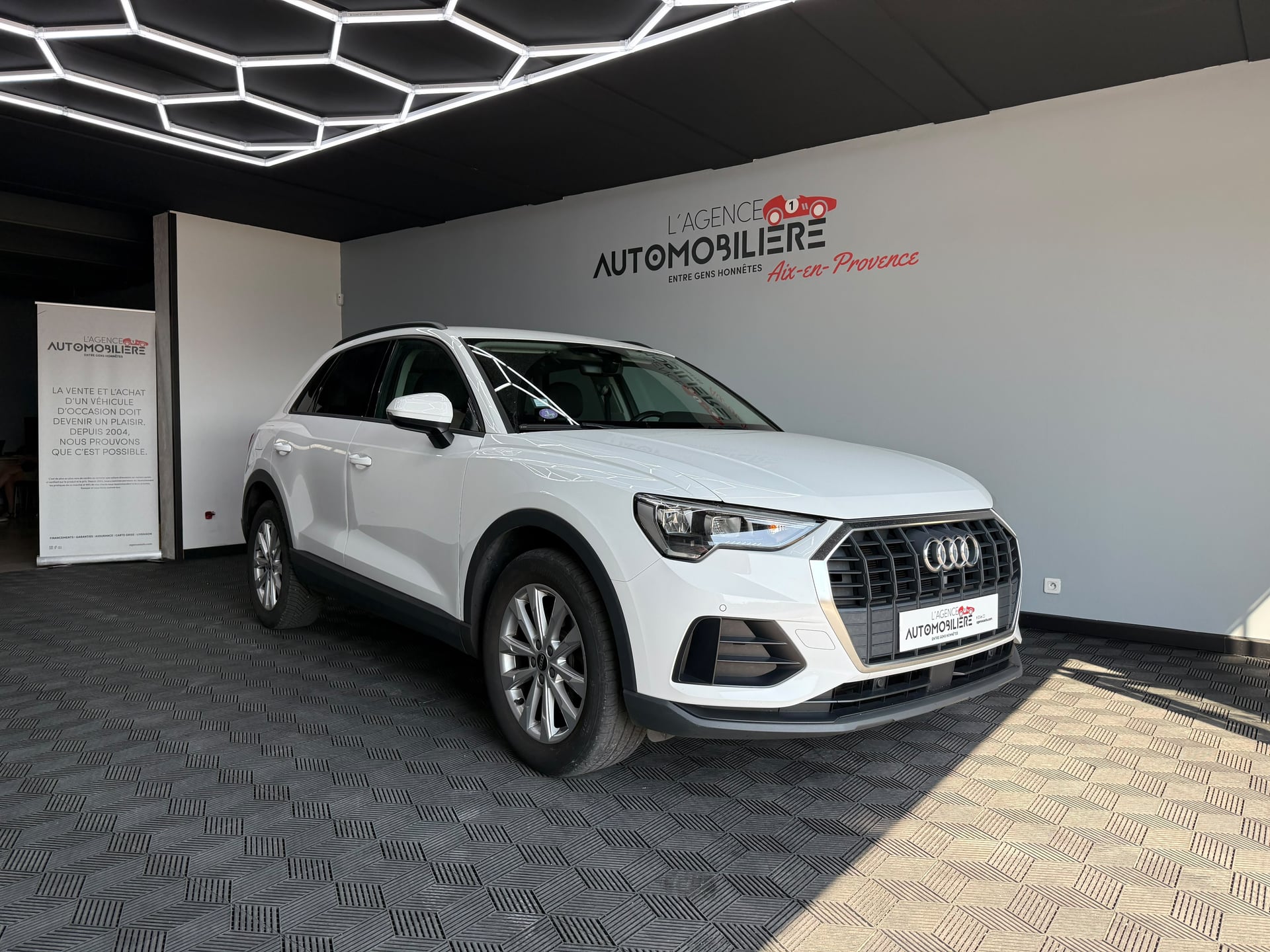 Audi Q3 45 TFSIe 245 Ch - GARANTIE 6 MOIS