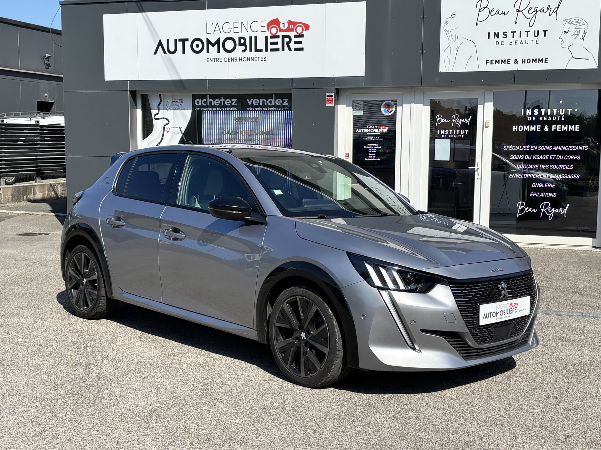 Peugeot 208 1.2 PureTech 130 ch GT PACK EAT8 - KIT DISTRIBUTION 2025