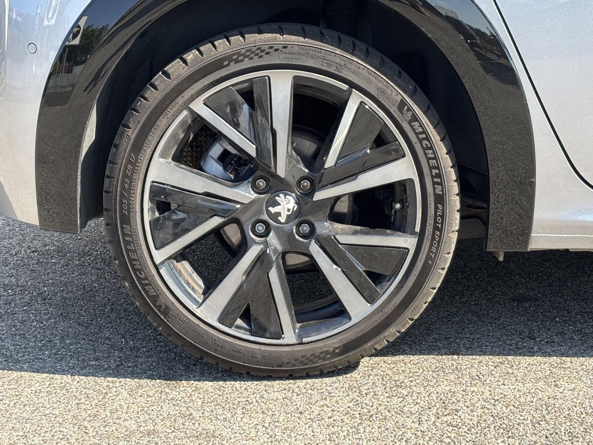 Peugeot 208 1.2 PureTech 130 ch GT PACK EAT8 - KIT DISTRIBUTION 2025 — 32