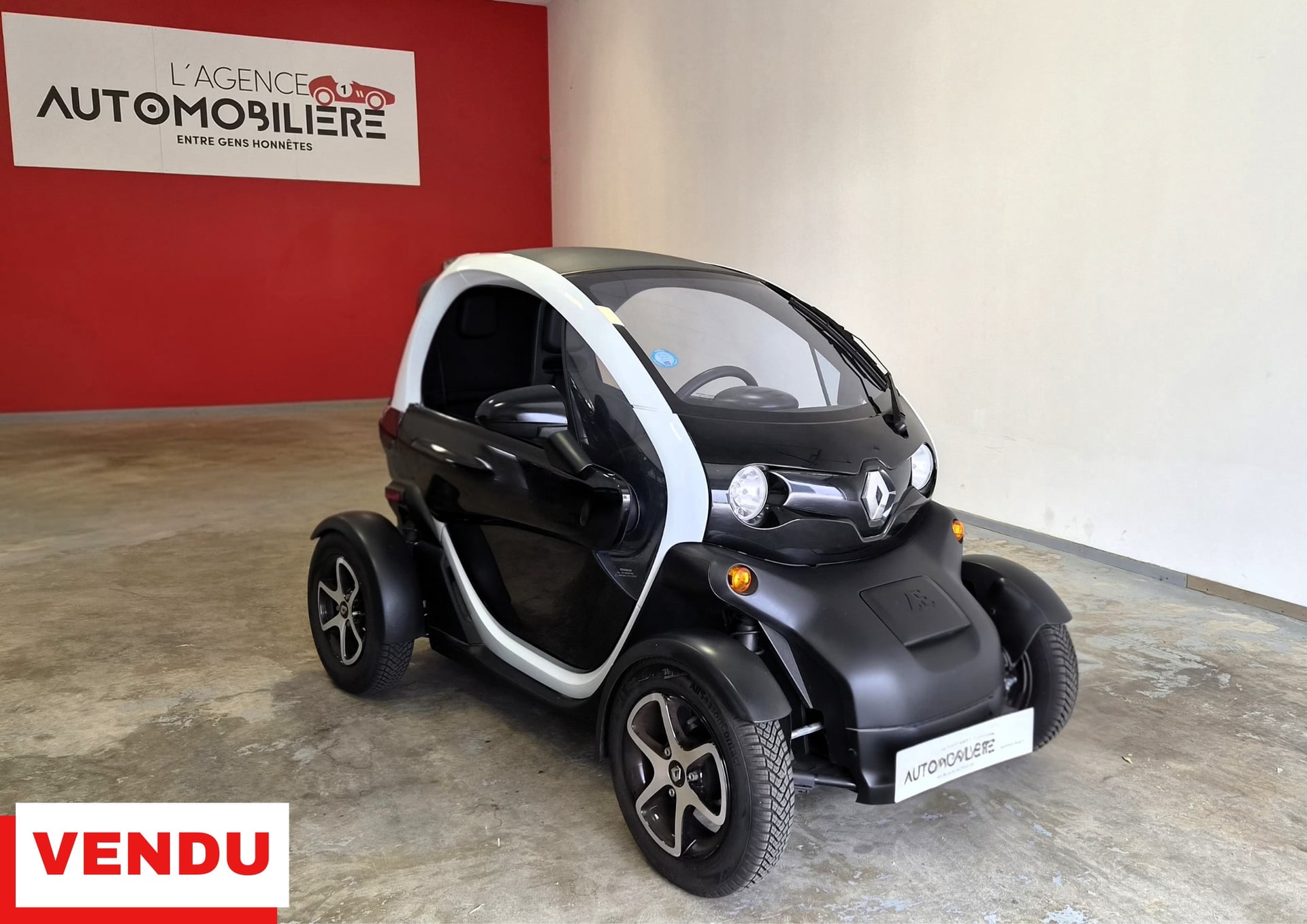 Renault Twizy RENAULT TWIZY INTENS NOIR 45 ACHAT INTEGRAL — 1