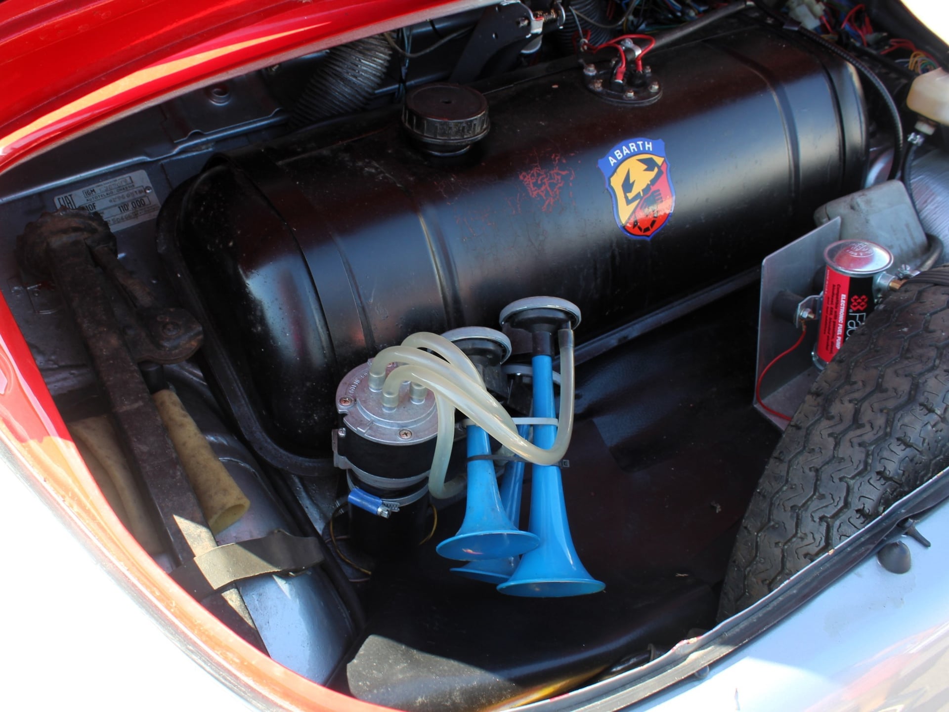 Fiat 500 110 F Réplica LAVAZZA Esseesse CARTE GRISE COLLECTION — 31