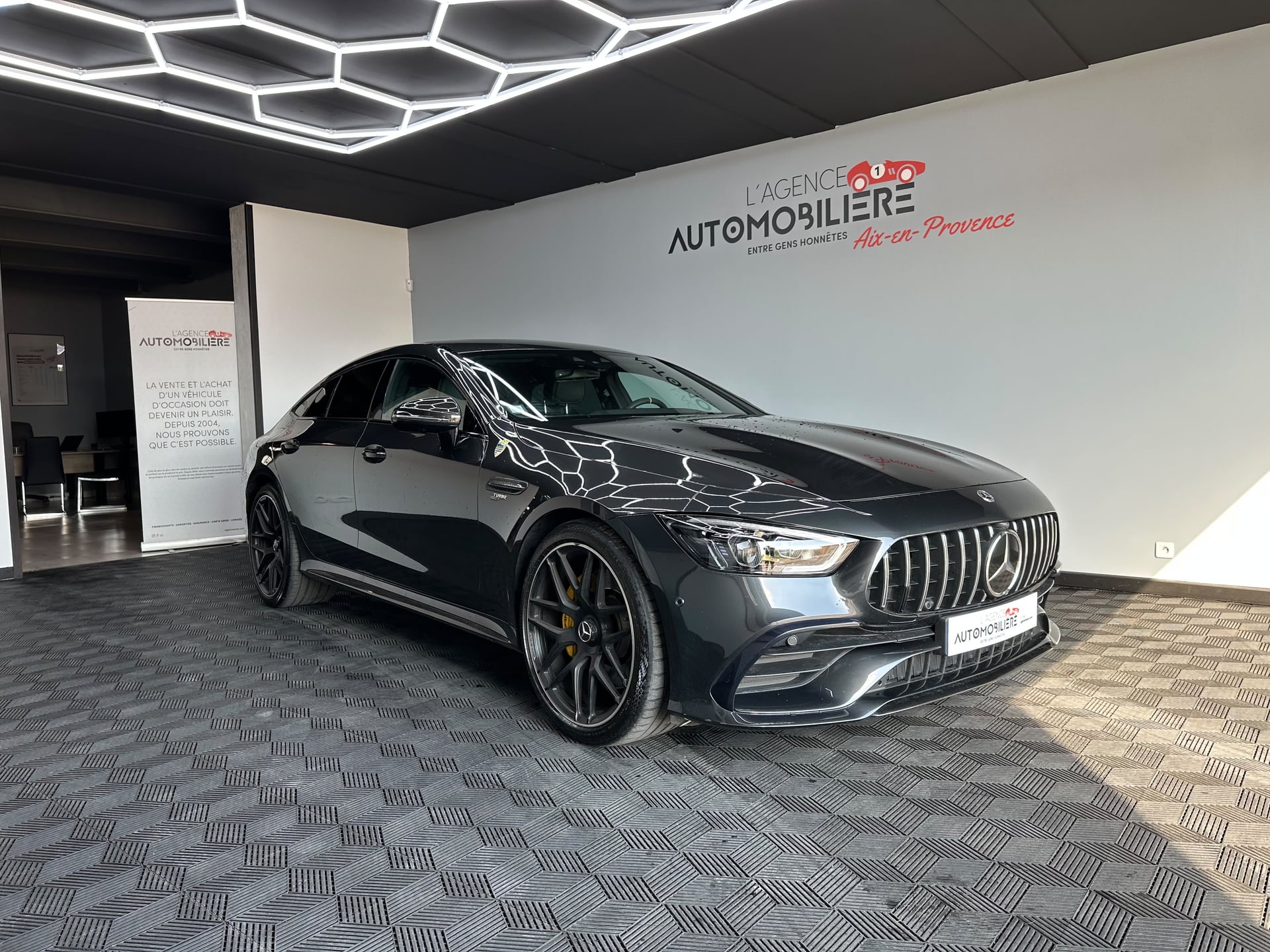 Mercedes-Benz AMG-GT 53 4MATIC+ 435 Ch - SUIVI COMPLET MERCEDES
