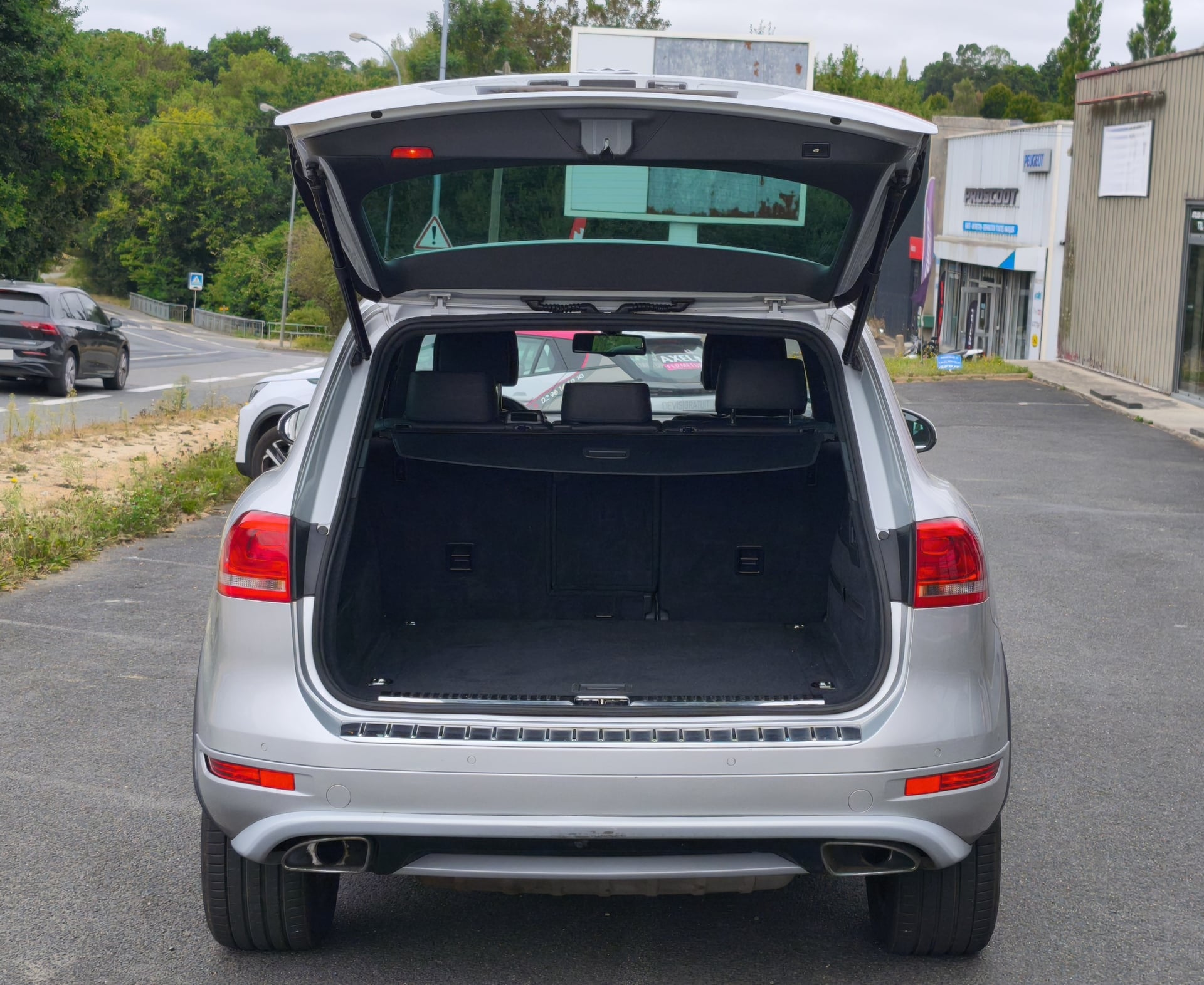 Volkswagen Touareg 3.0 tdi V6 Blue Motion 245 ch CARAT 2ème main — 37
