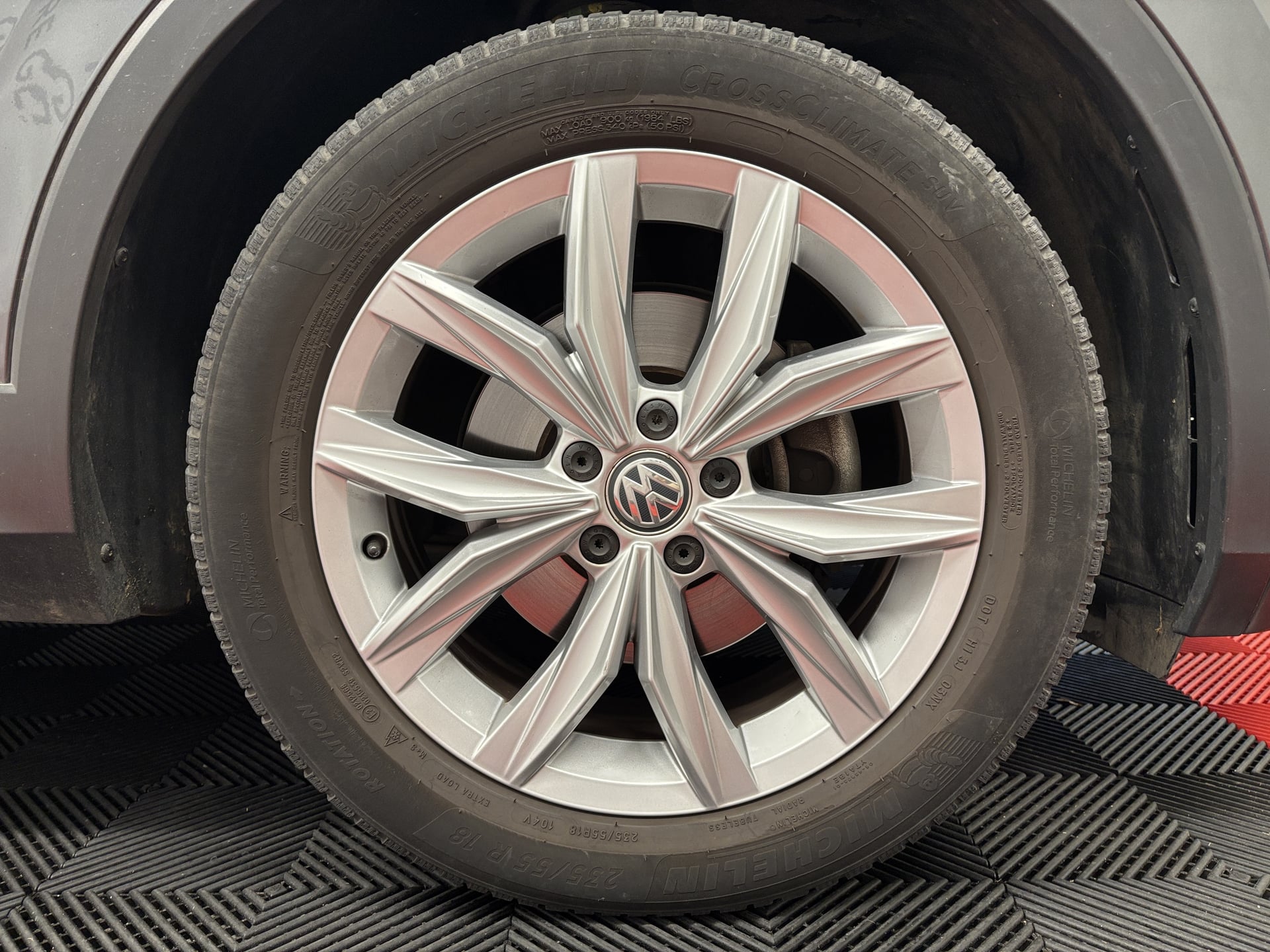 Volkswagen Tiguan II 1.4 TSI 150 BLUEMOTION TECHNOLOGY CARAT DSG6 (Attelage) — 25