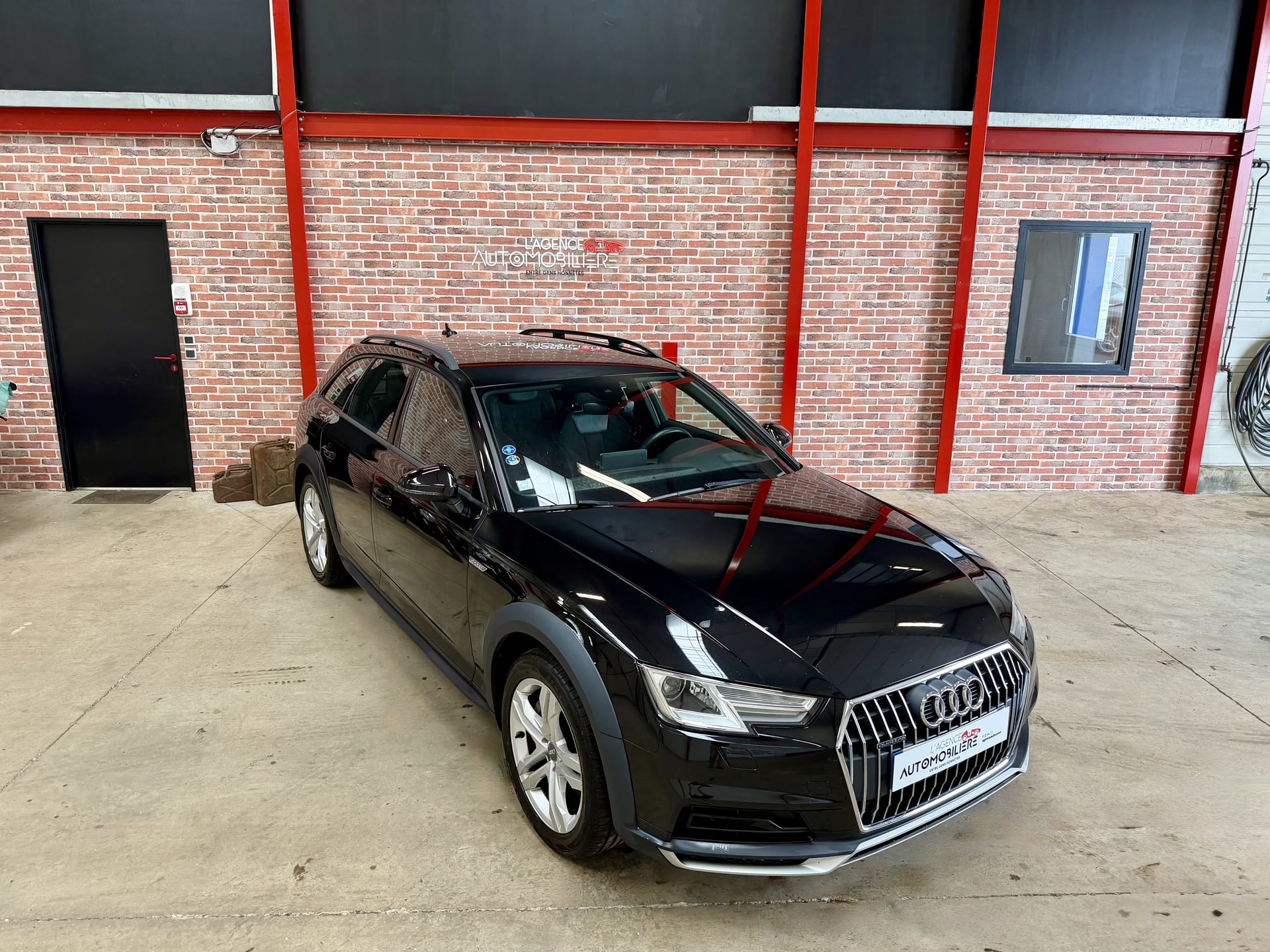 Audi A4 Allroad Audi A4 Allroad Quattro 45 TFSI - 245ch - S-tronic 7 - Design - 136.000 km - Garantie — 2