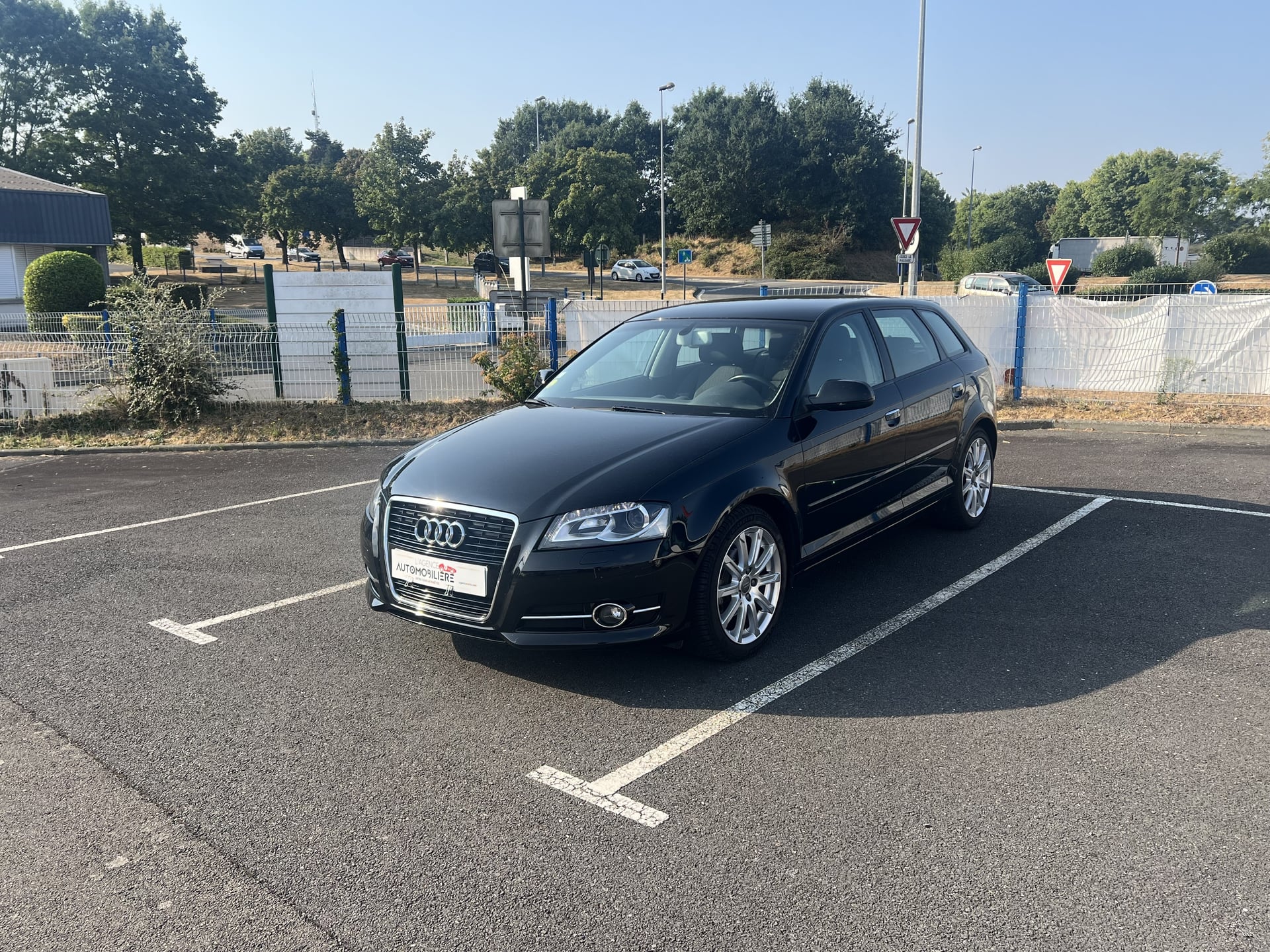 Audi A3 Sportback II TDI 105 DPF Attraction — 35