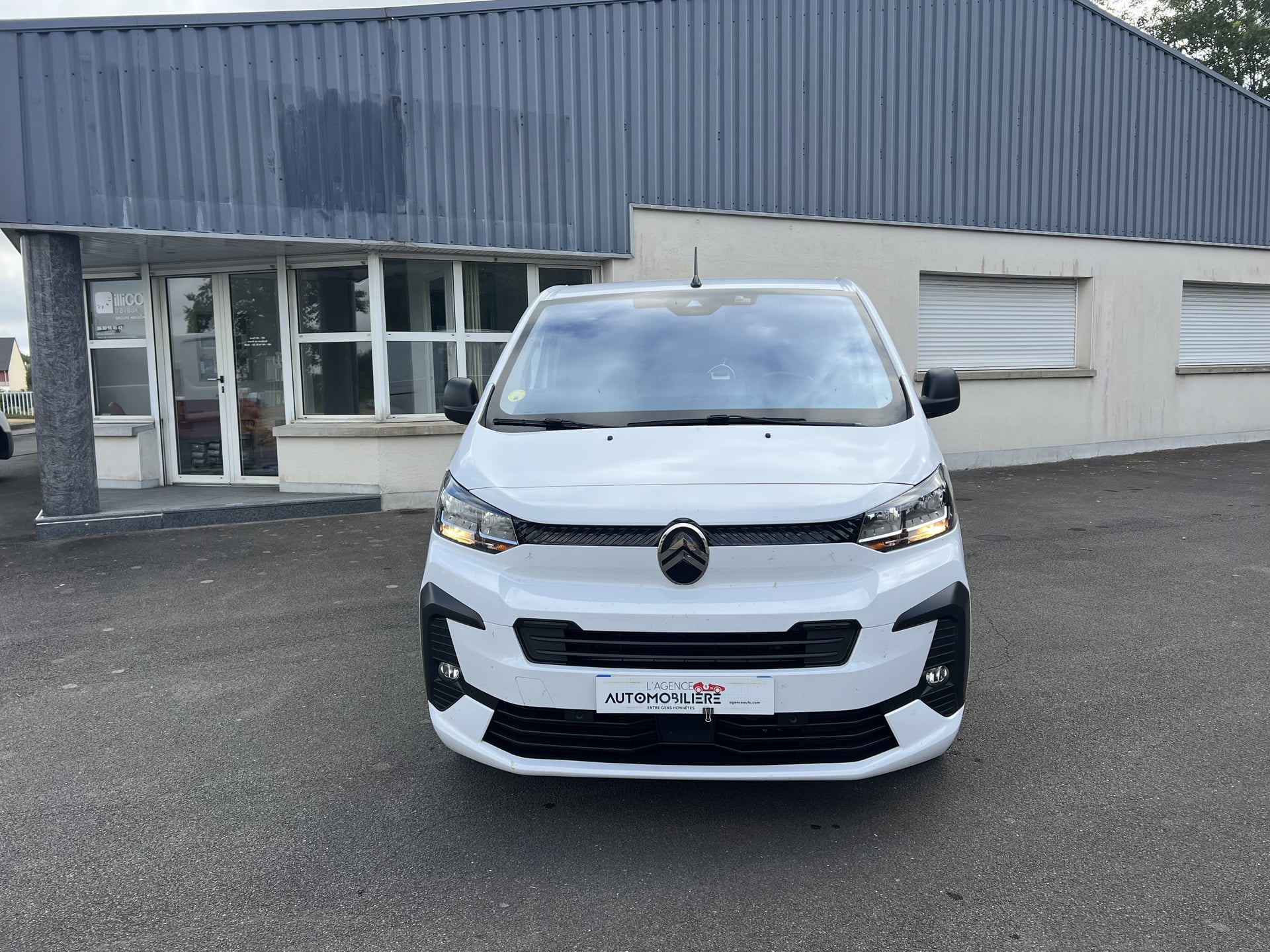 Citroen Jumpy III CABINE APPROFONDIE TAILLE XL BLUEHDI 180 S&S EAT8 — 2