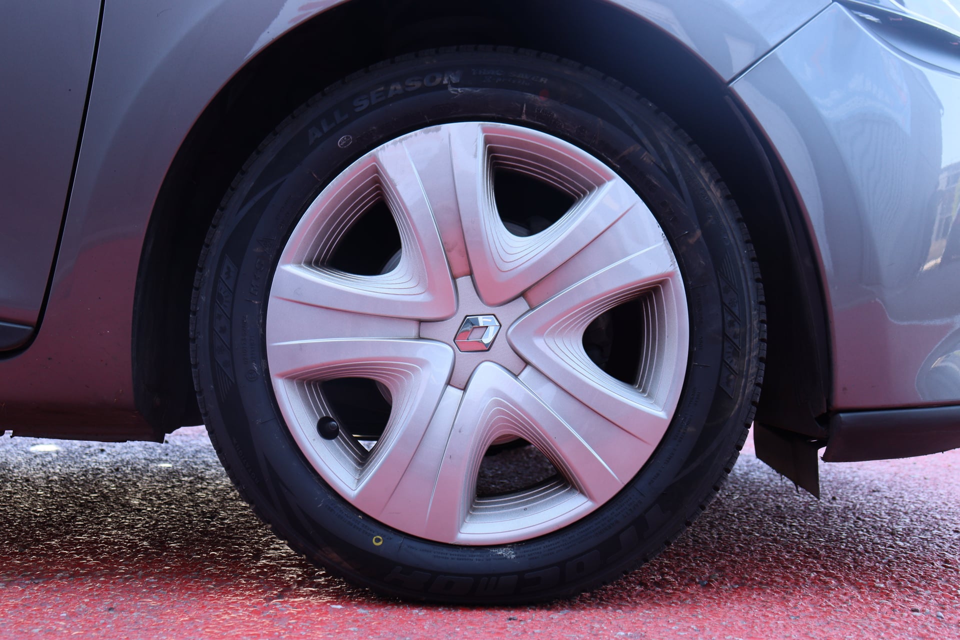 Renault Clio IV 1.5 dCi 75 Business BVM5 (Suivi Renault, Kit distri à jour...) — 28
