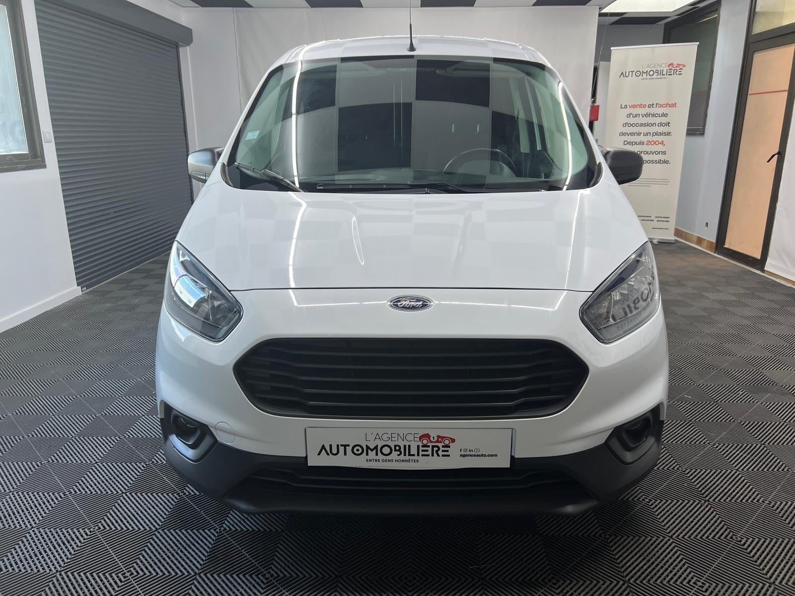 Ford Transit Courier 1.5 TDCI Trend Business BVM6 — 2