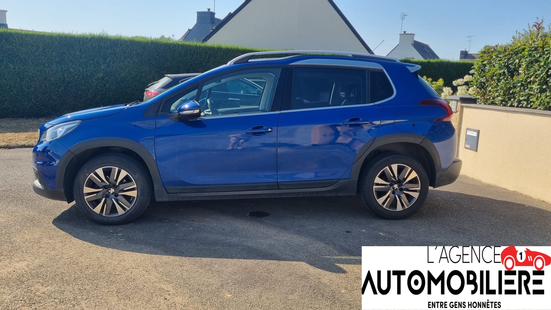 Peugeot 2008 ALLURE 1.5 BLUEHDI 100cv BVM5 — 2