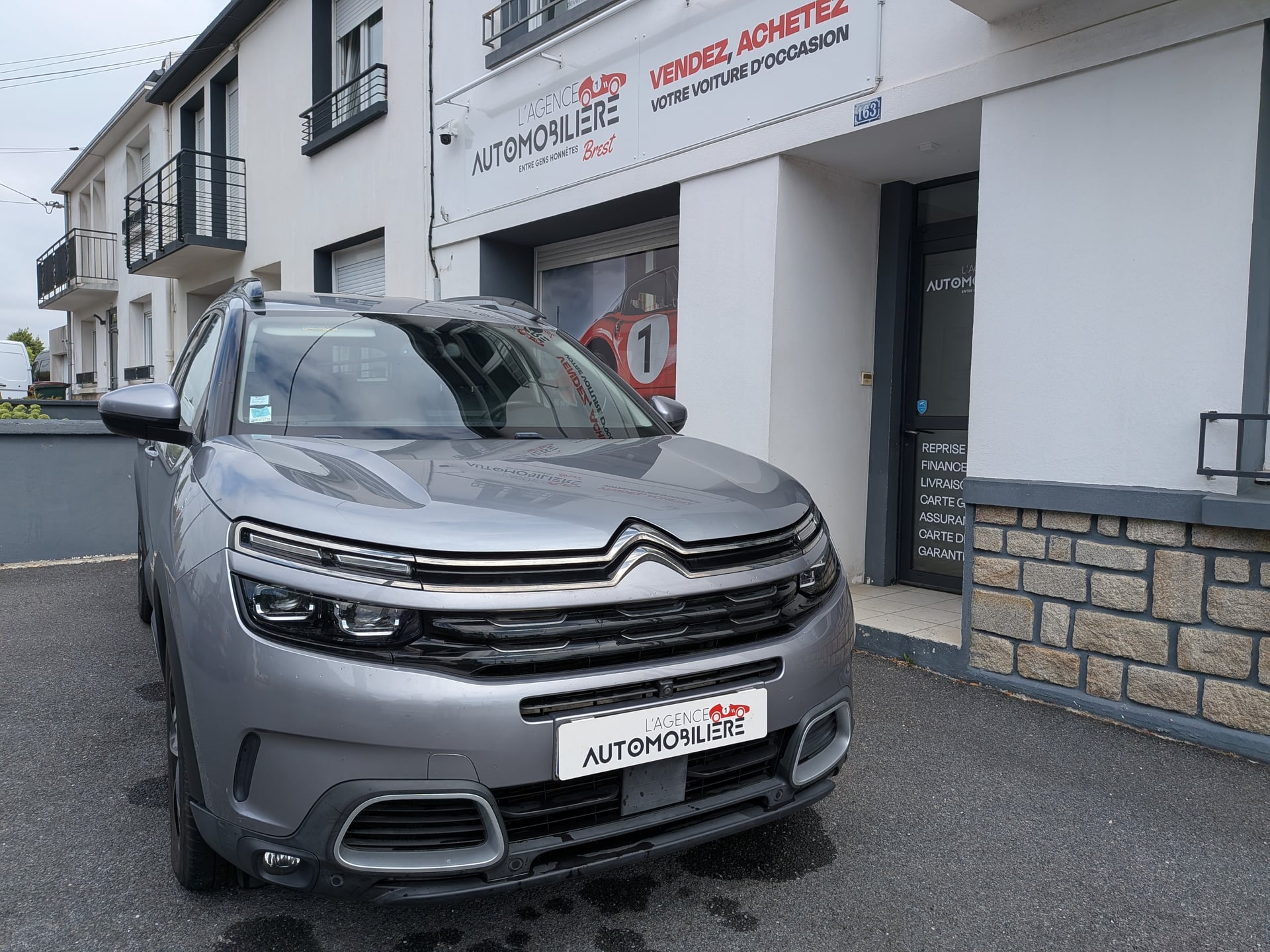 Citroen C5 Aircross. 1.5 BLUE HDI 130 SHINE EAT