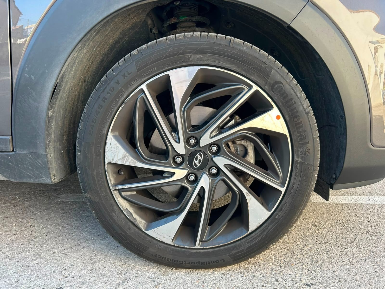 Hyundai Tucson 1.6 CRDI 135 EXECUTIVE 2WD BVA 1er MAIN — 30