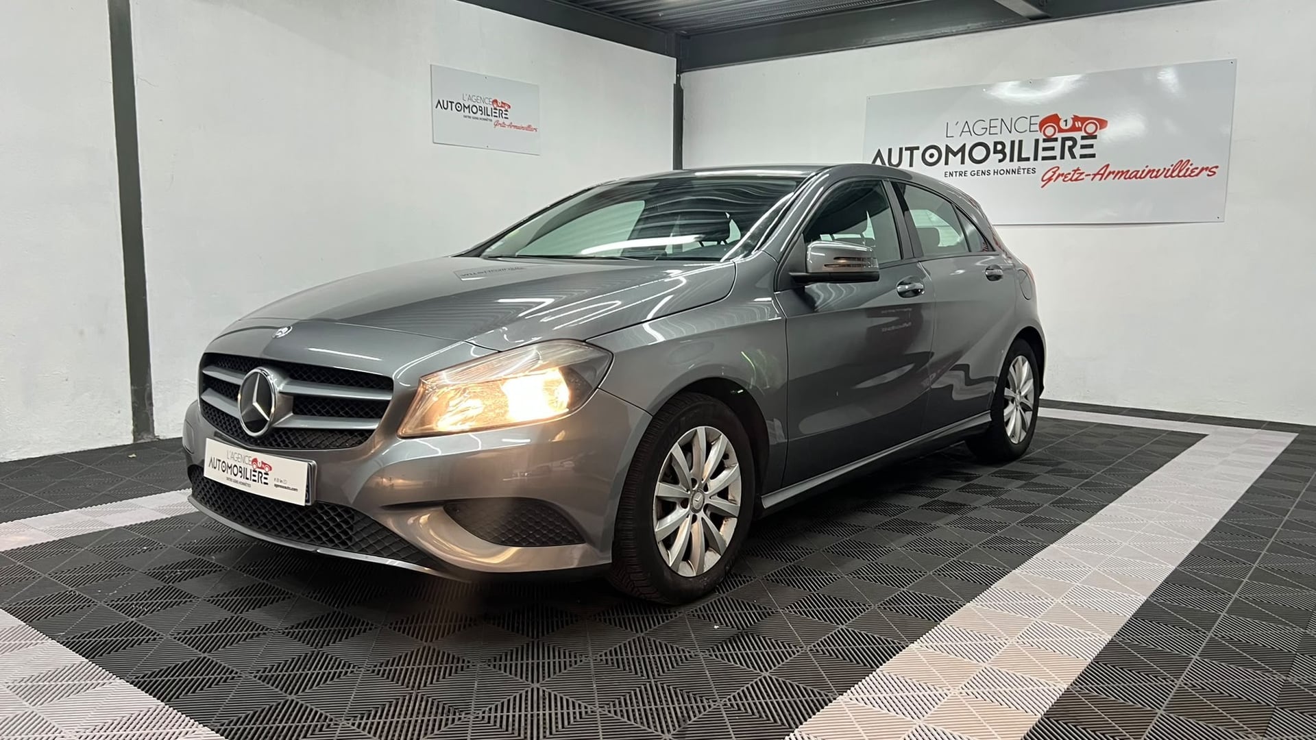 Mercedes-Benz Classe A 180 d Intuition suivi d'entretien