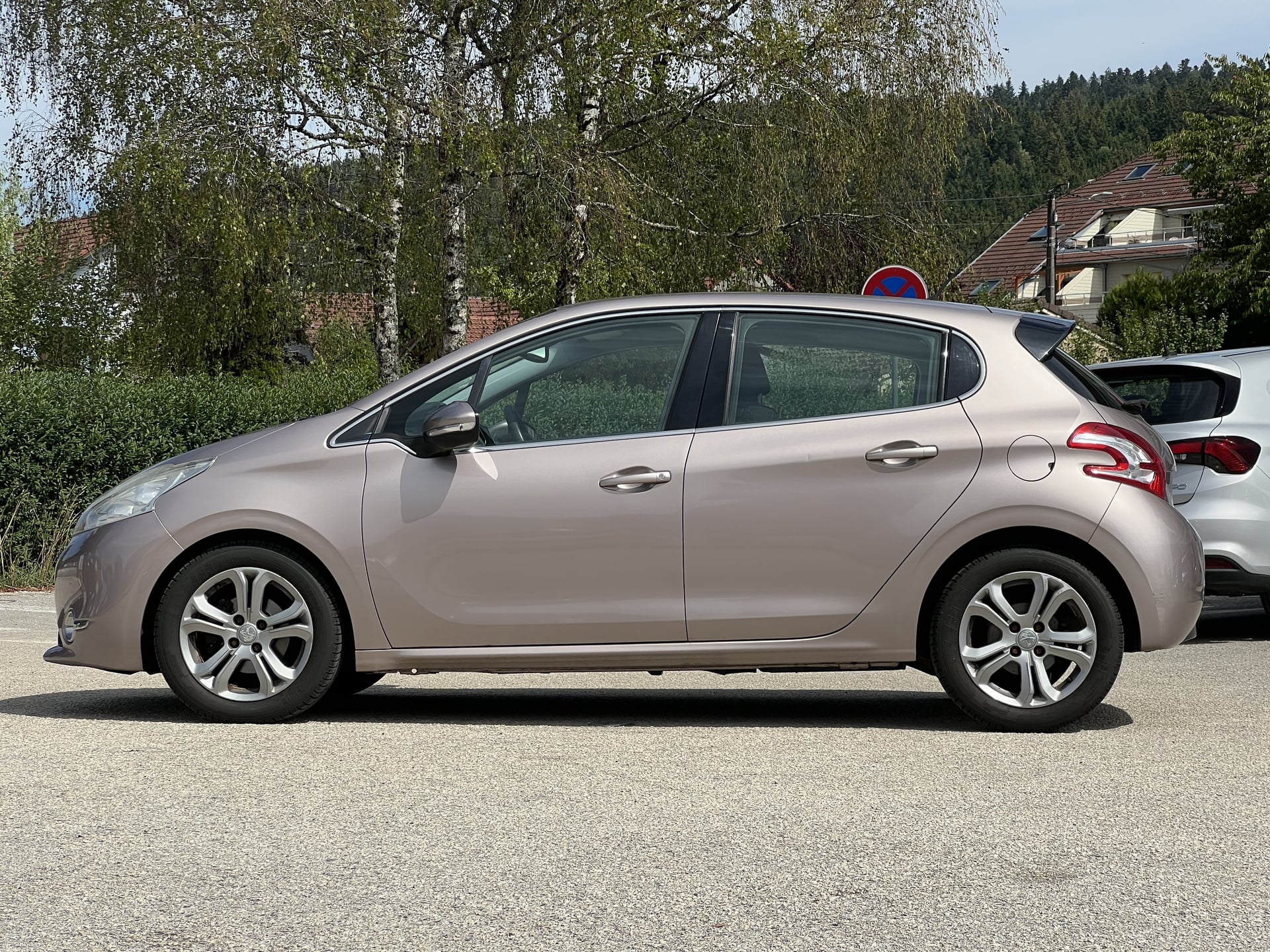 Peugeot 208 1.6 HDI 92ch ALLURE BVM 5P 91500 kms — 2