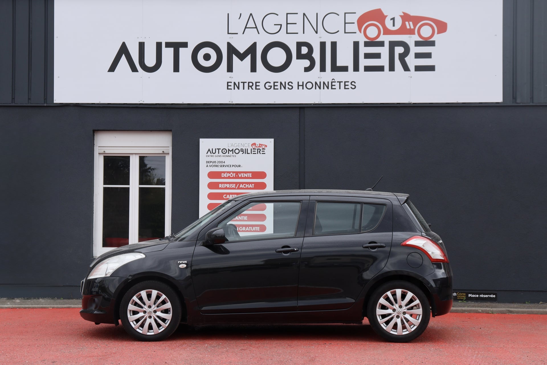 Suzuki Swift 1.3 DDiS 75 GL BVM5 (Toit ouvrant, Bluetooth, Radars) — 2